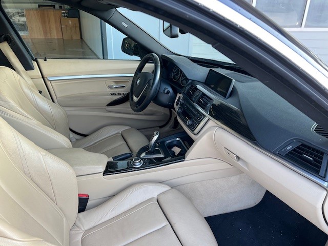 BMW 328i GT Luxury Line Steptronic-image-19
