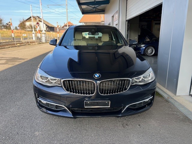 BMW 328i GT Luxury Line Steptronic-showroom-element-1