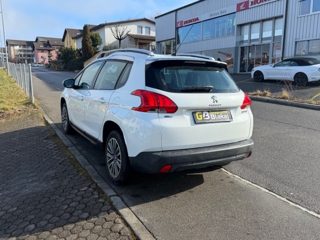 PEUGEOT 2008 1.2 PureTech Active-image-4