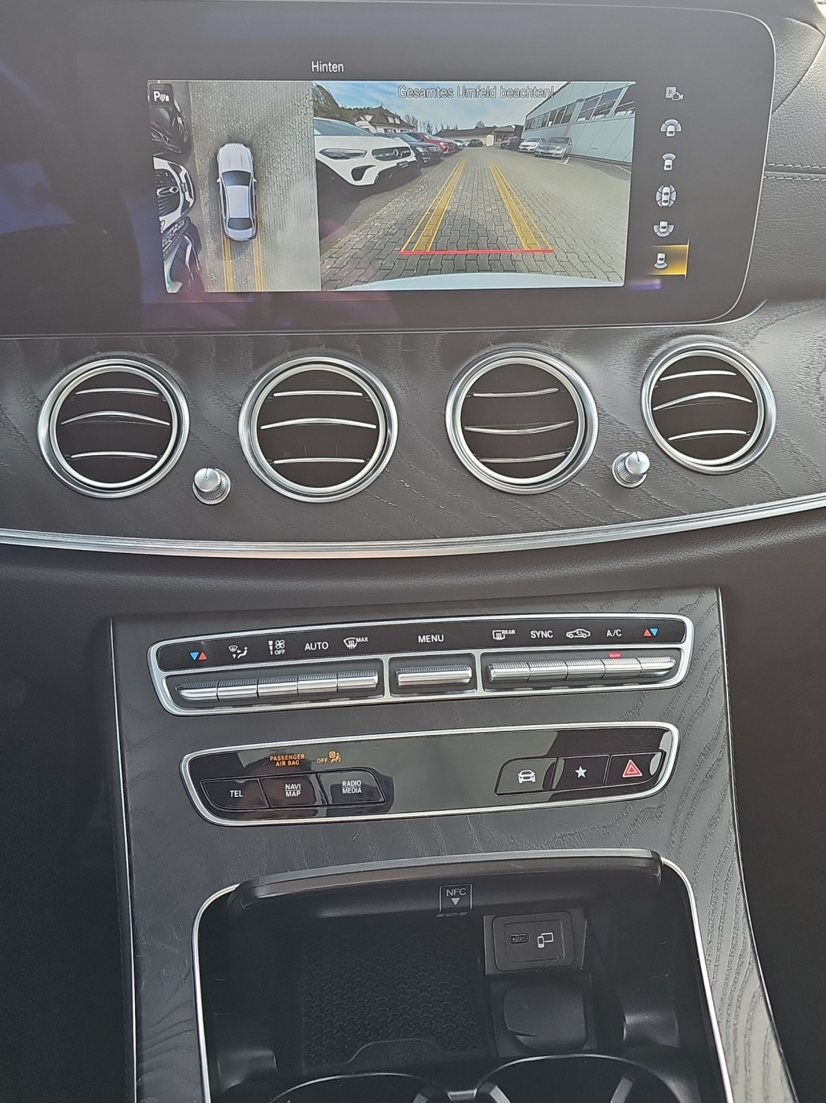 MERCEDES-BENZ AMG E 53 4Matic+ Speedshift 9G-TCT-image-11