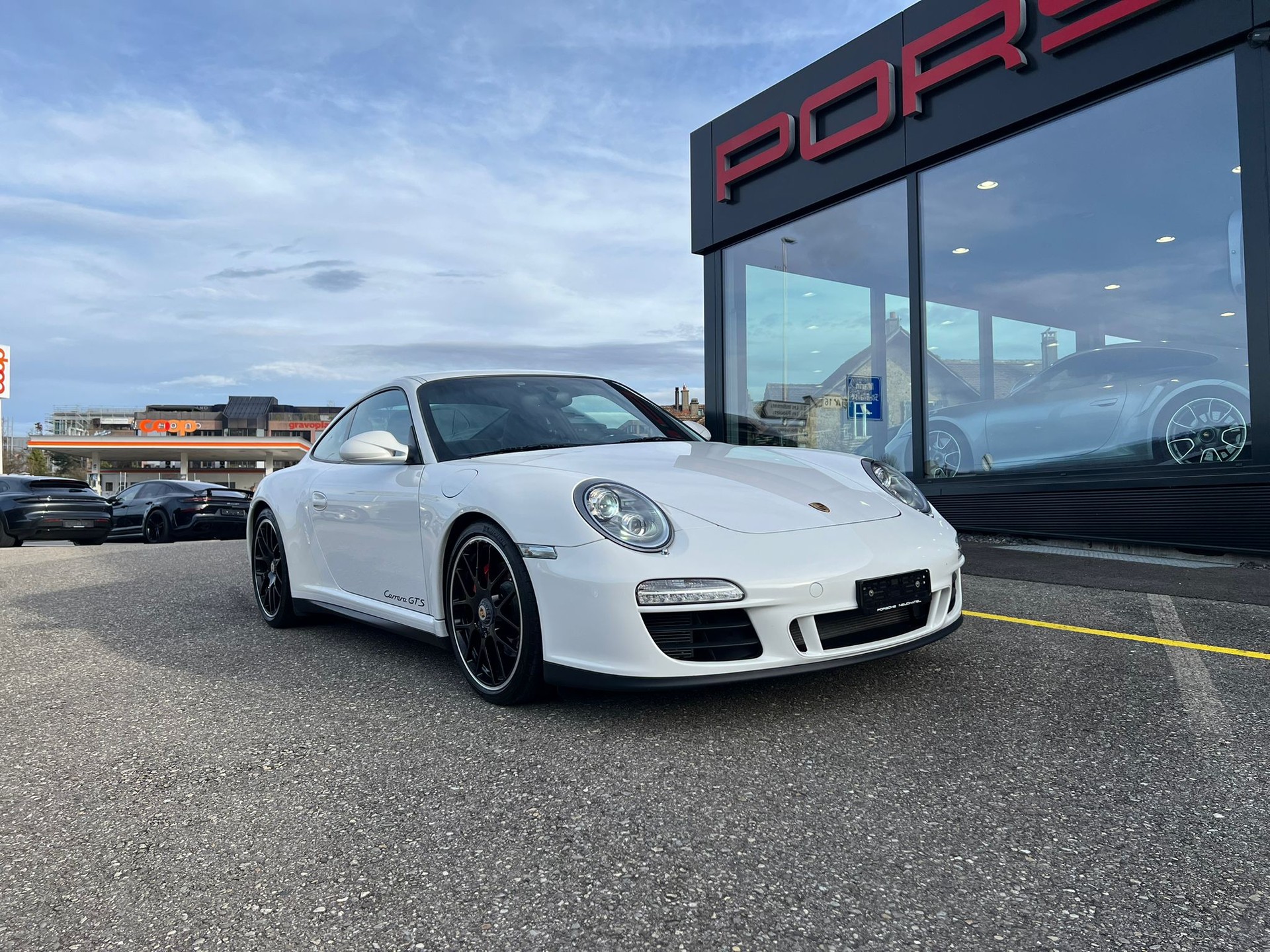 PORSCHE 911 Carrera GTS PDK-showroom-element-1
