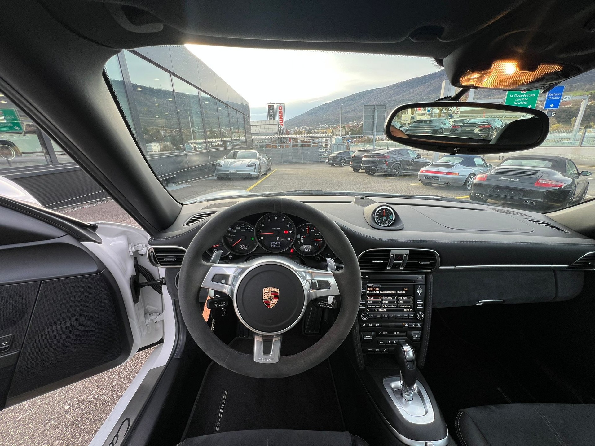 PORSCHE 911 Carrera GTS PDK-image-7