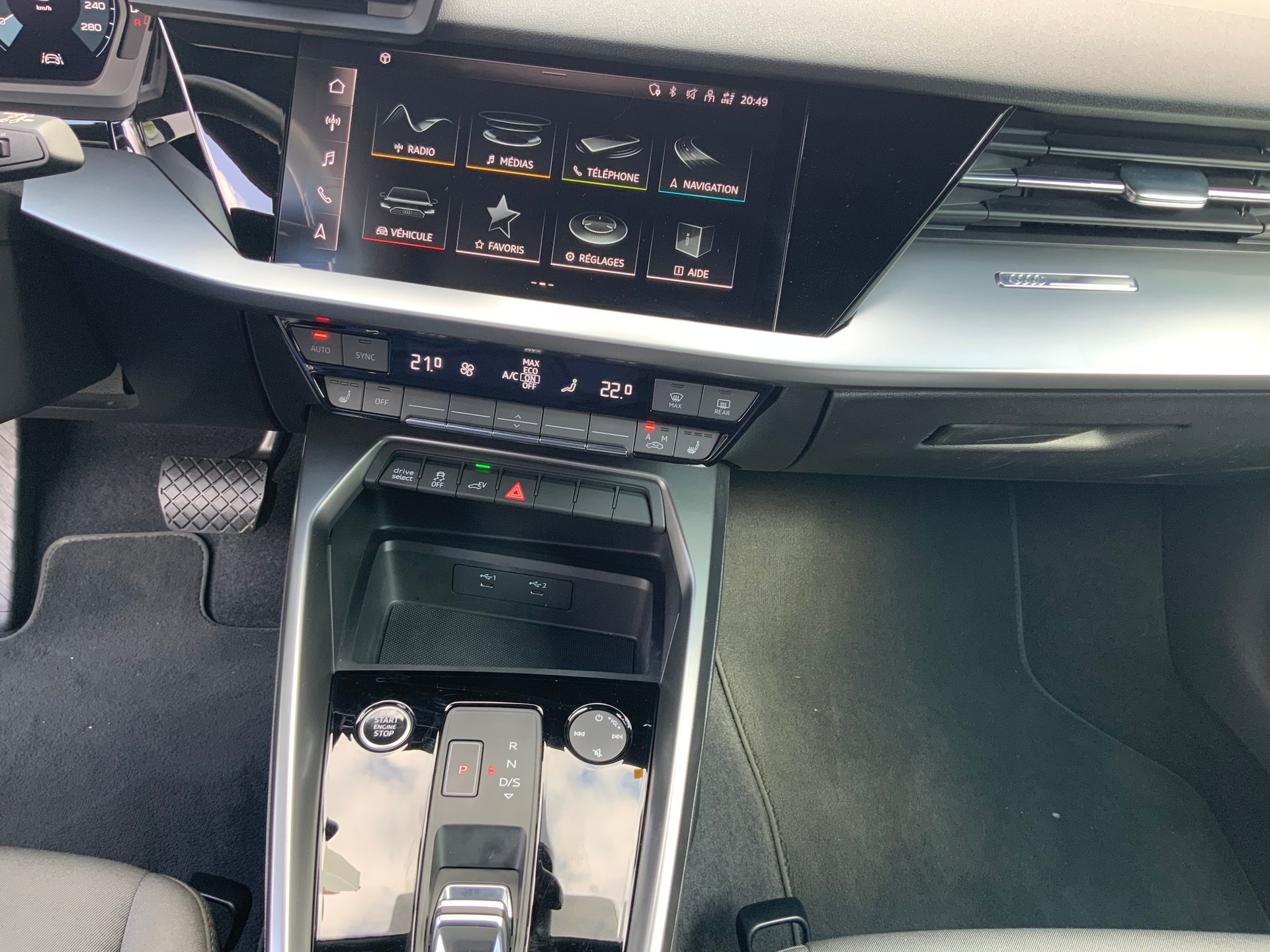 AUDI A3 Sportback 40 TFSI e S line S-tronic-image-7