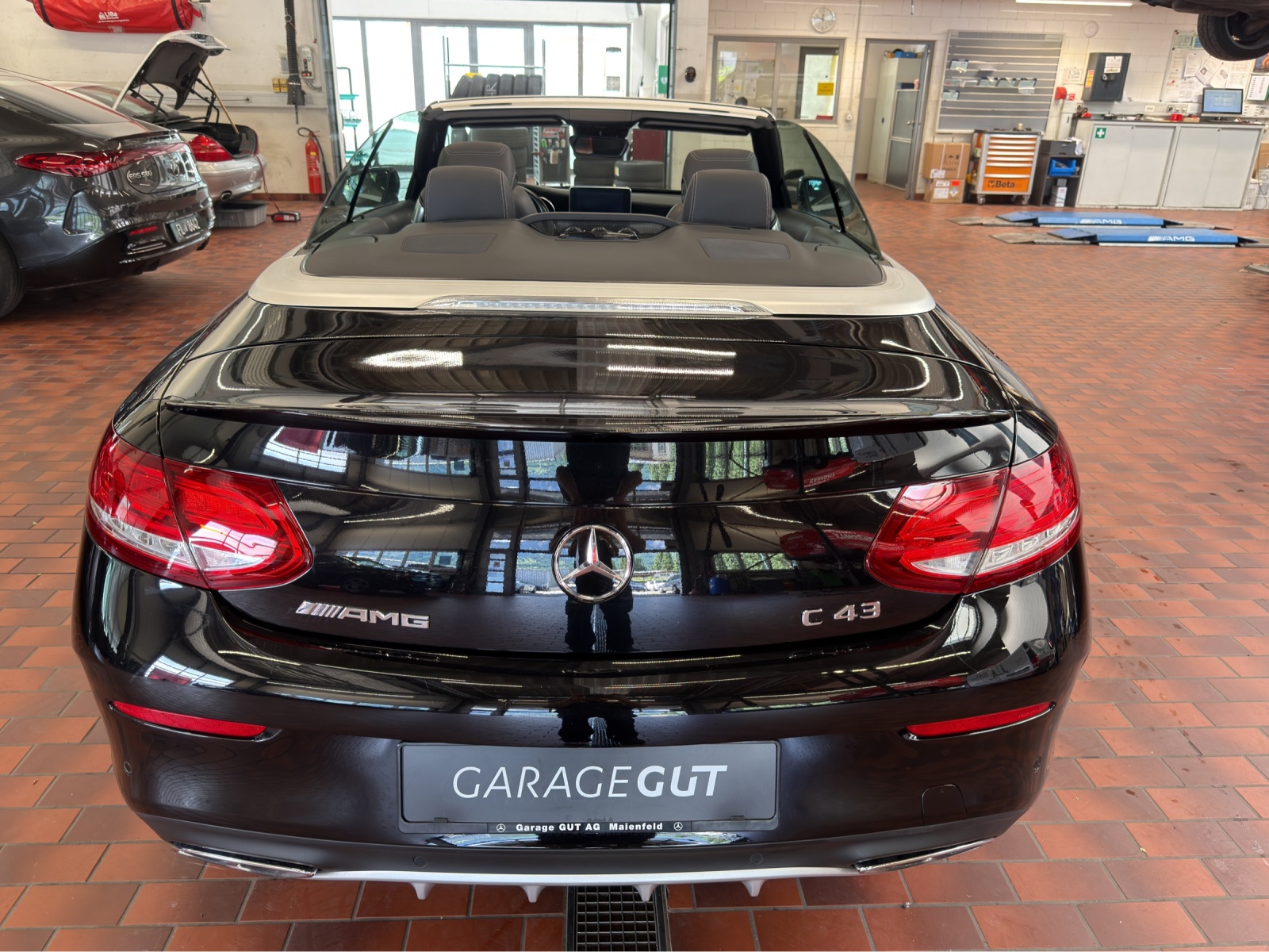 MERCEDES-BENZ C 43 AMG 4Matic-image-26