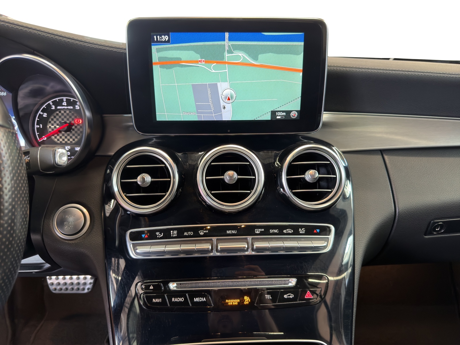 MERCEDES-BENZ C 43 AMG 4Matic-image-14