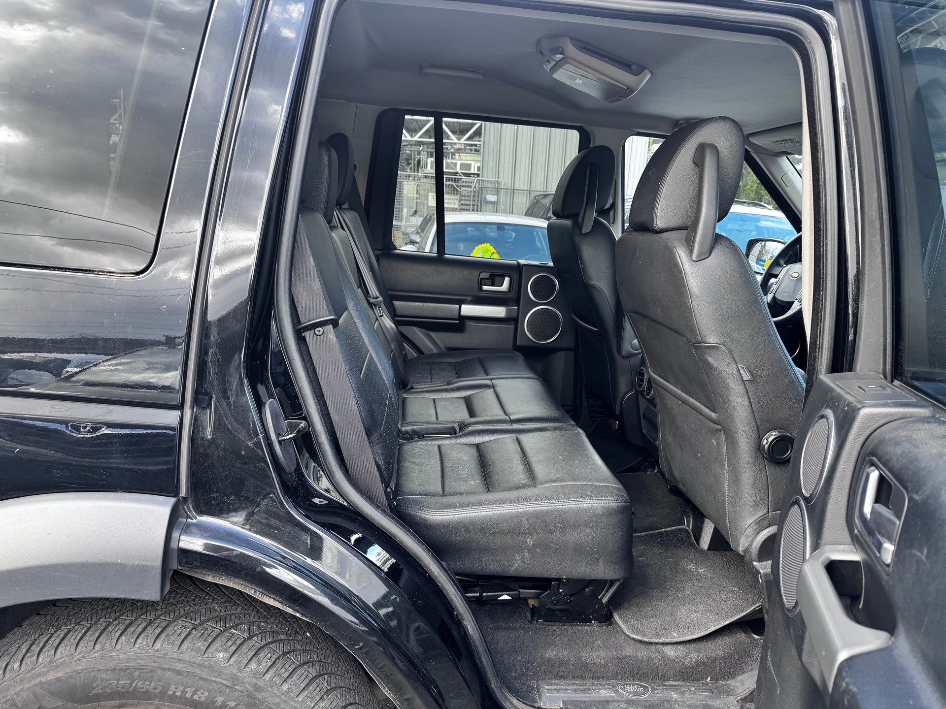 LAND ROVER Discovery 2.7d V6 SE-image-5