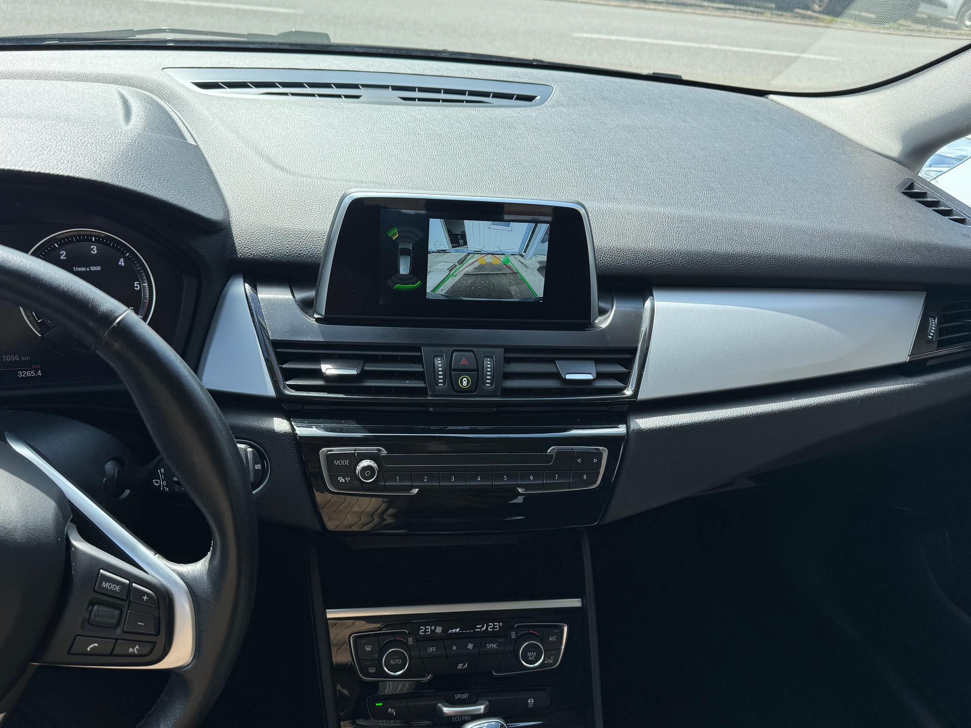 BMW 216d Gran Tourer DKG Sport Line-image-4