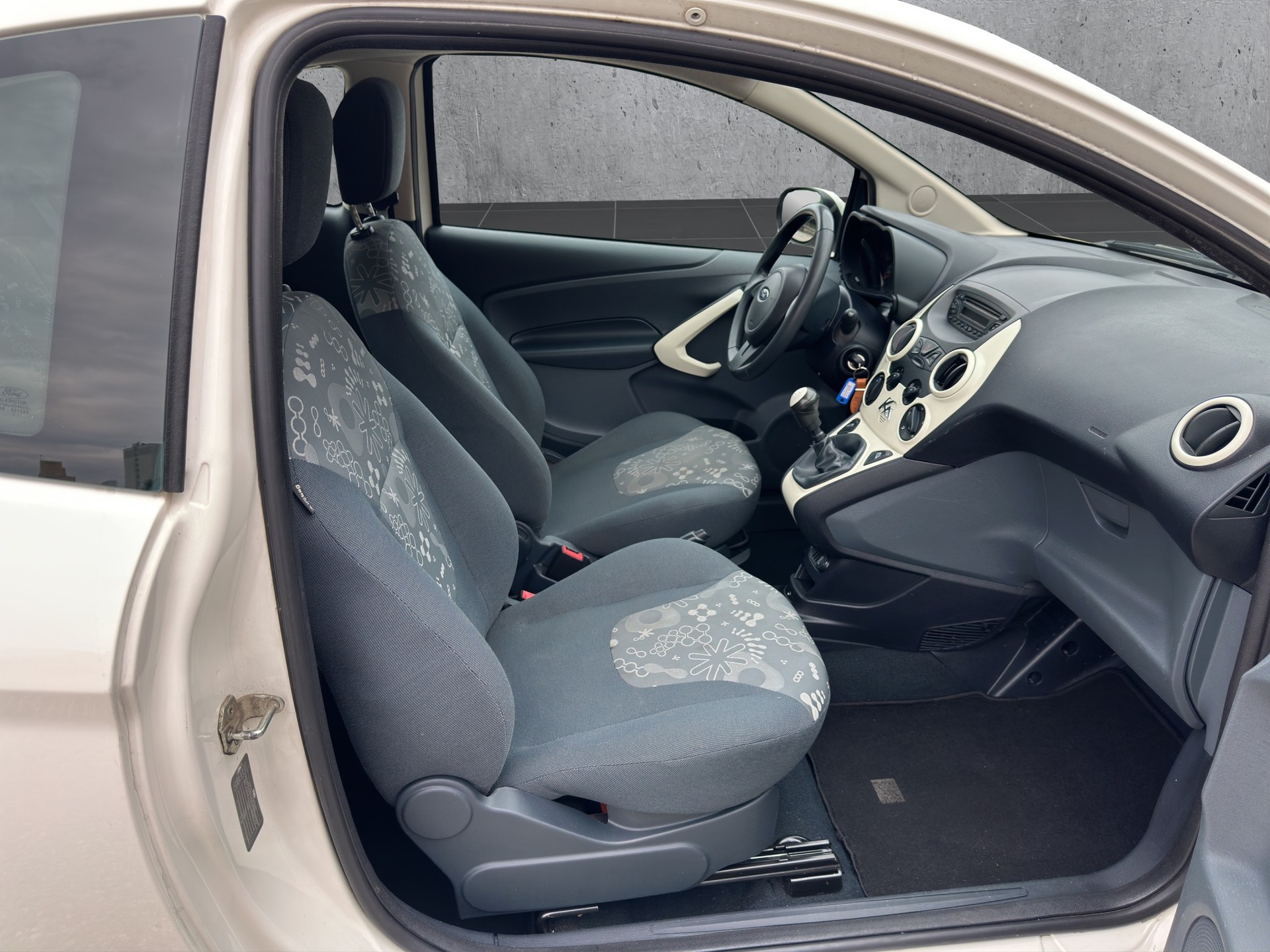 FORD KA 1.25 Grand Prix-image-13