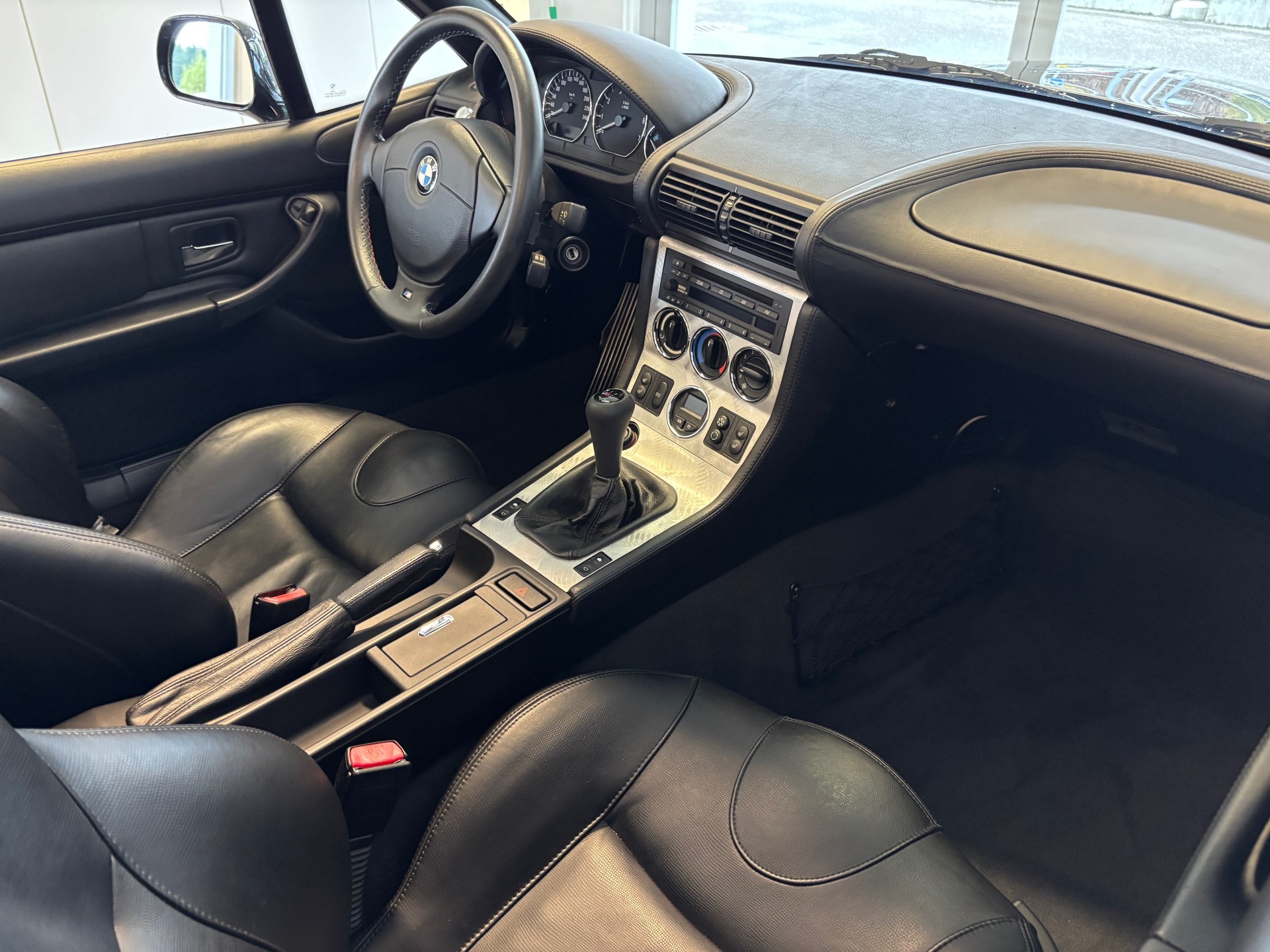 BMW Z3 3.0i Roadster Sport Edition-image-8