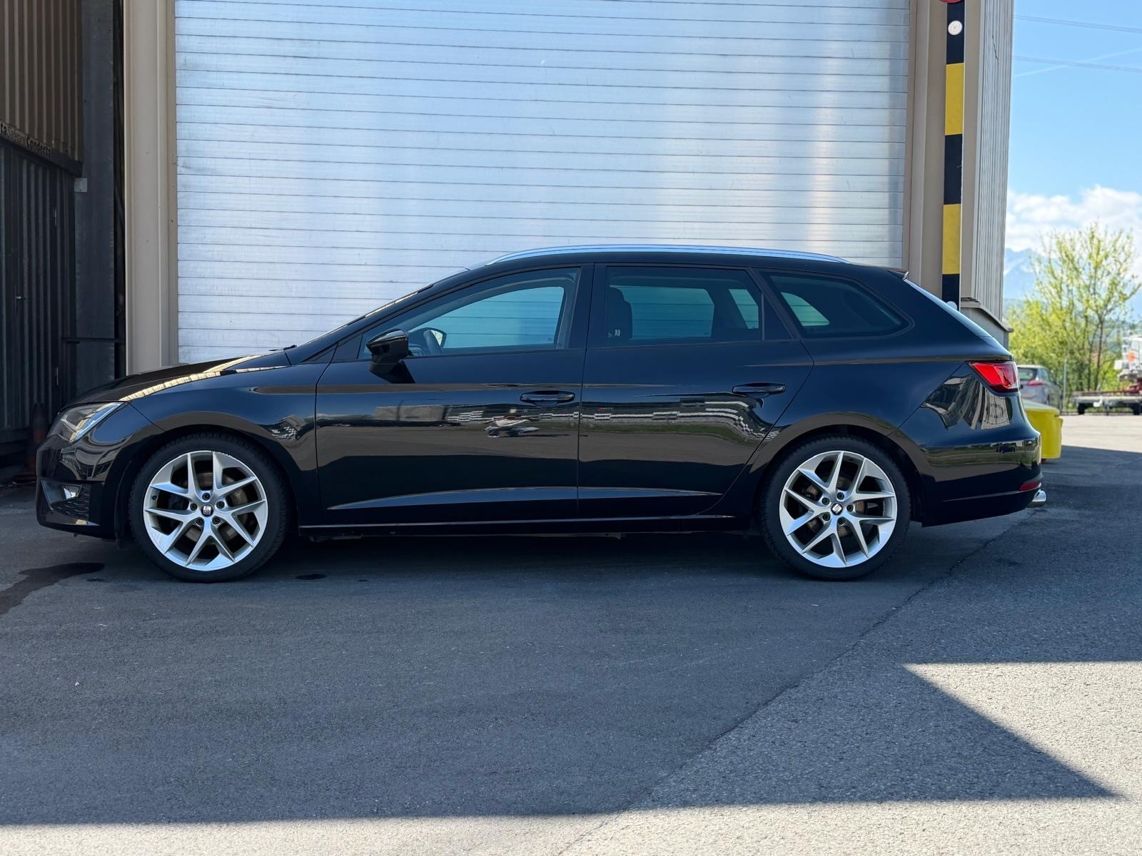 SEAT Leon ST 1.8 TSI FR DSG-showroom-element-2