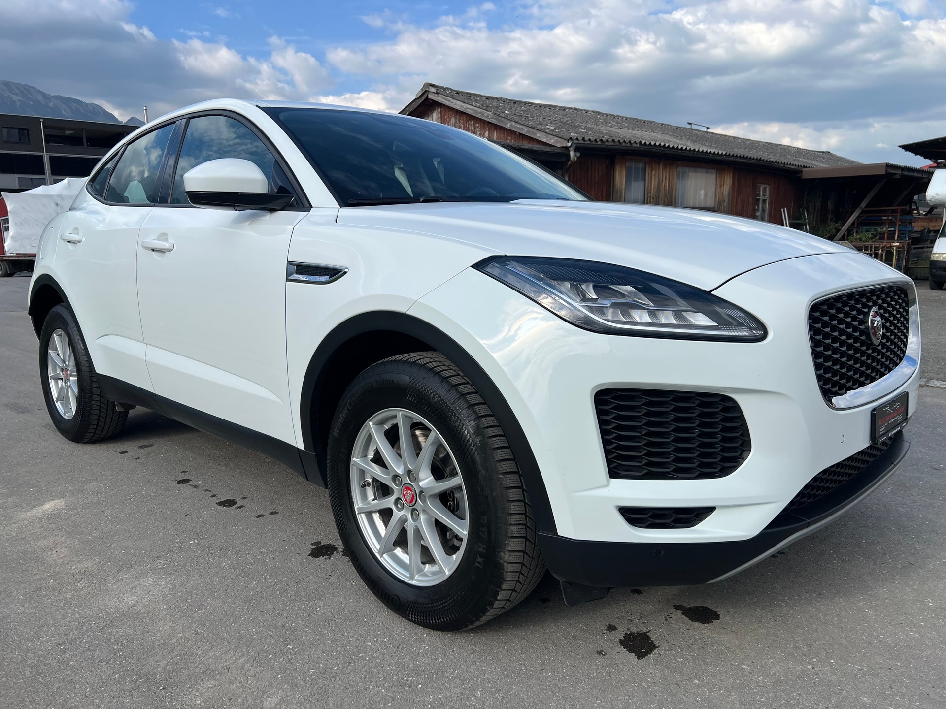 JAGUAR E-Pace 2.0d D150 R-Dynamic S (CHF149.10/Monat)-image-8