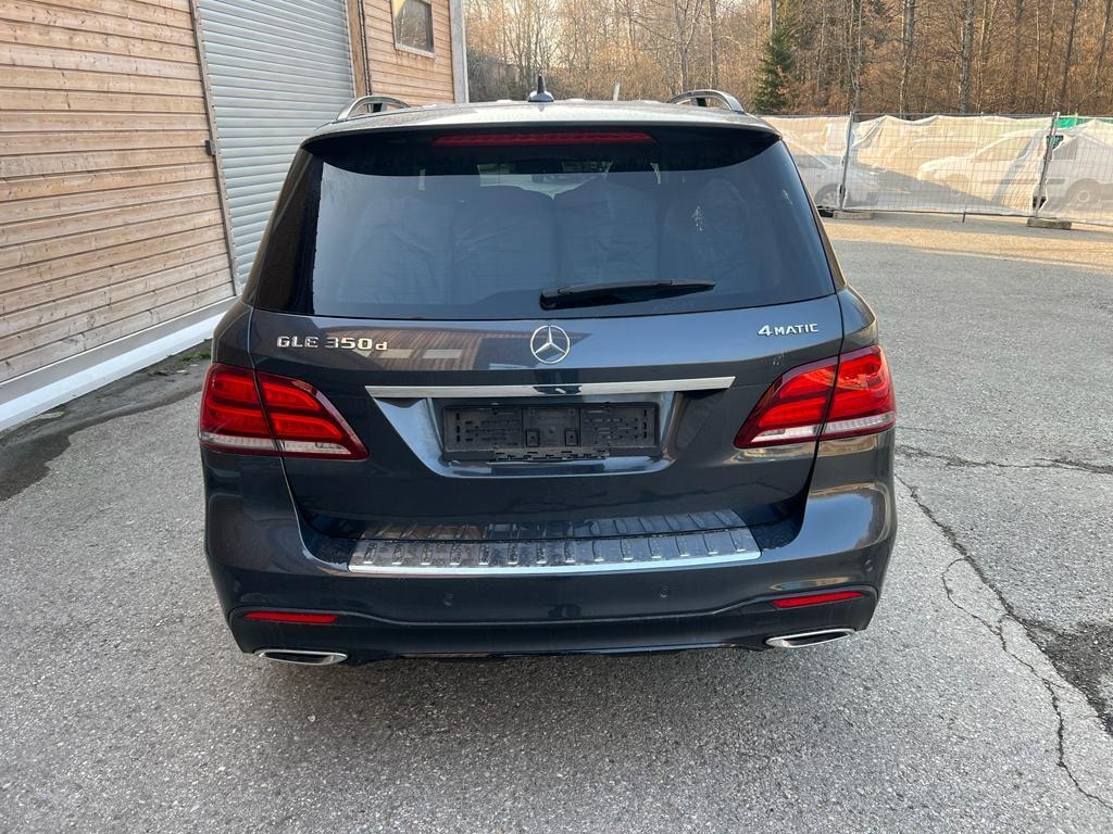 MERCEDES-BENZ GLE 350 d 4Matic 9G-Tronic-image-7