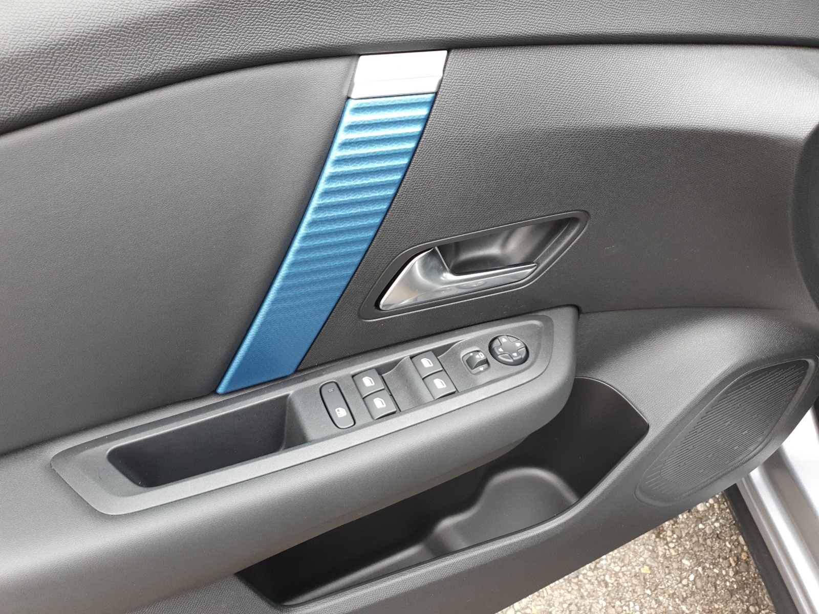 CITROEN C4 Swiss Edition-image-10