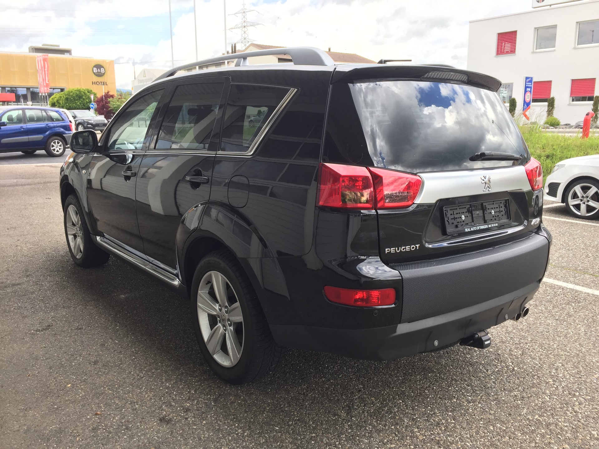PEUGEOT 4007 2.2 HDi Platinum Edition DCS6-image-5