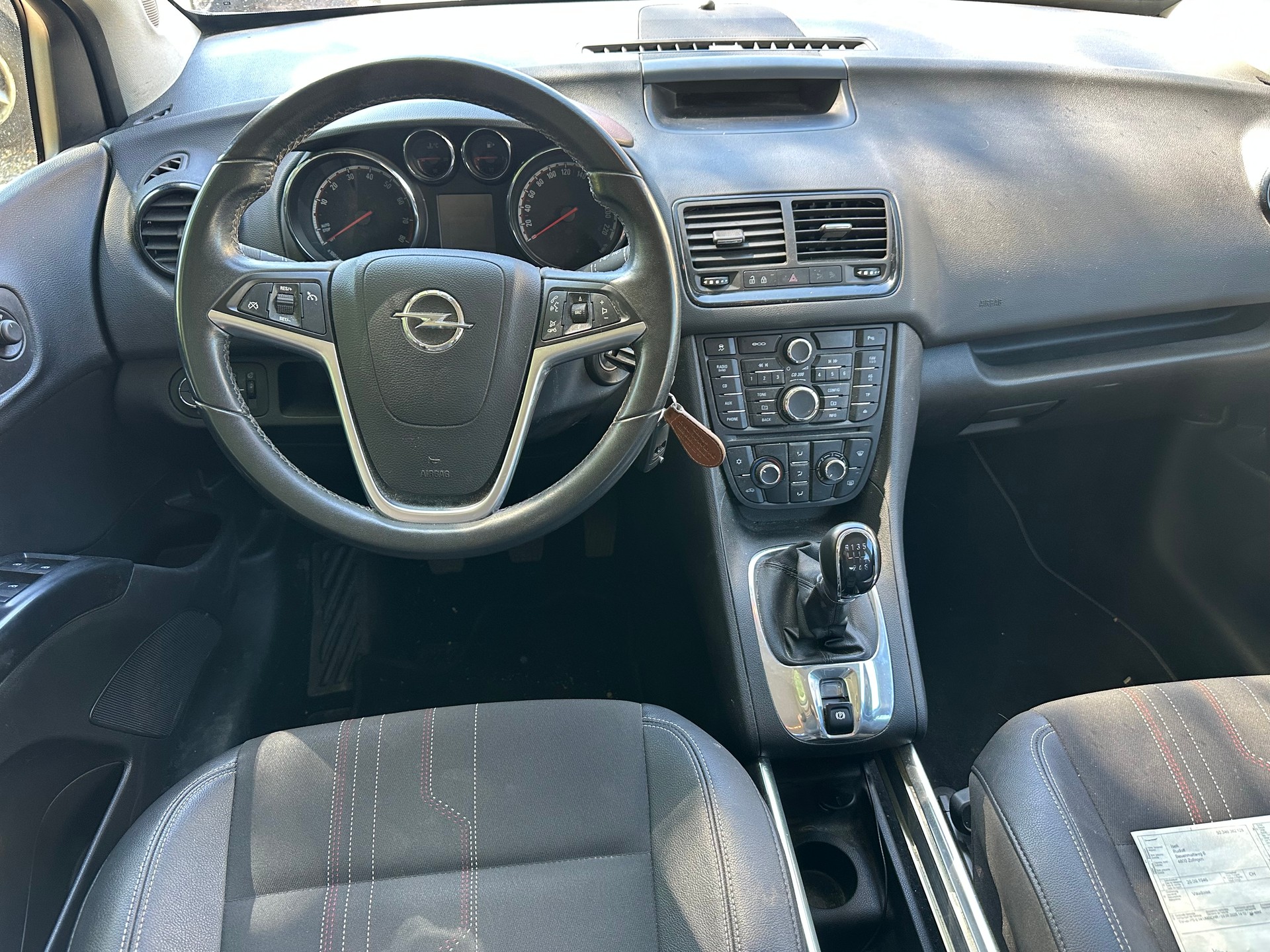 OPEL Meriva 1.4 Turbo Color Edition-image-7