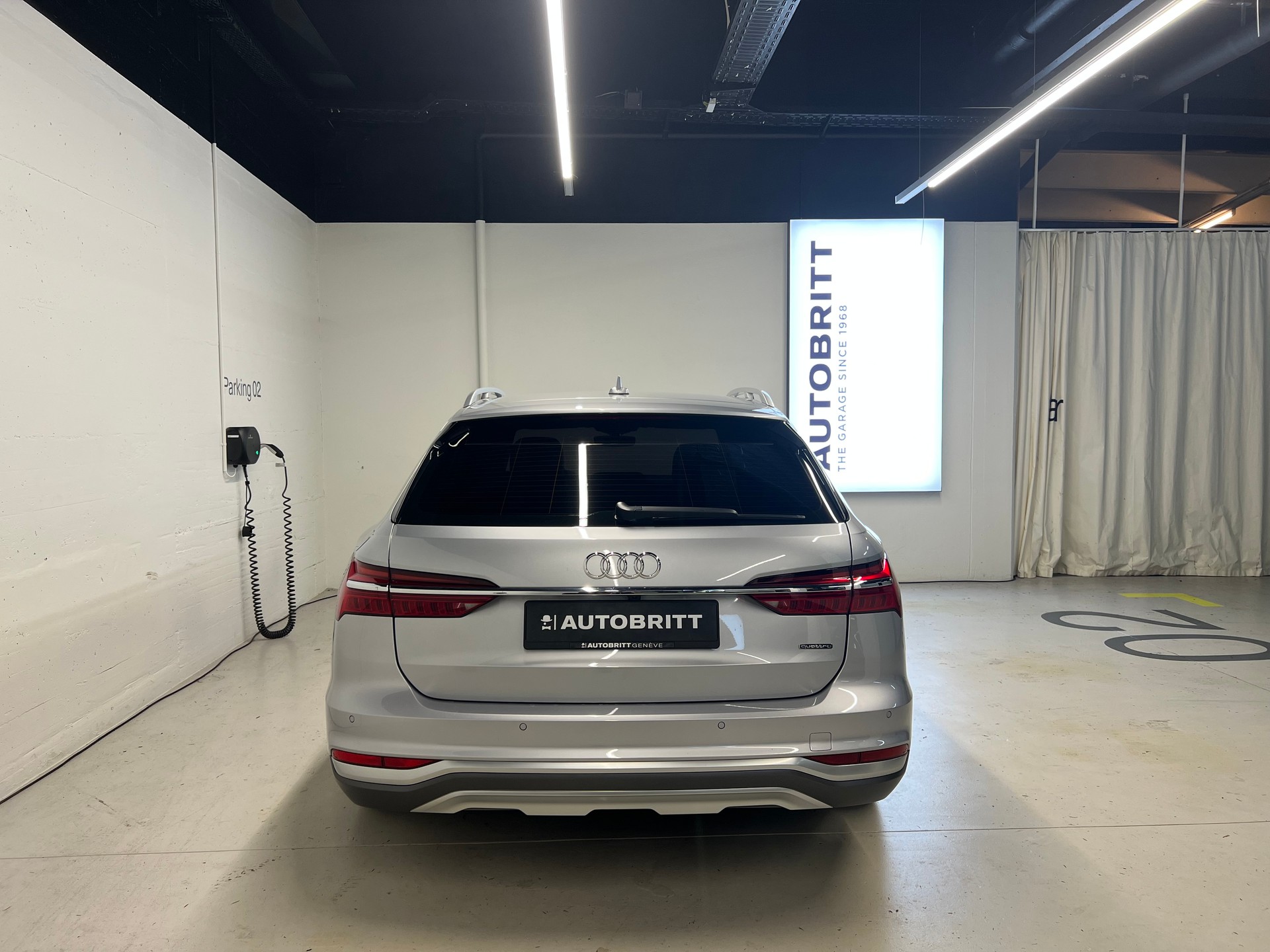 AUDI A6 Allroad 3.0 45 TDI quattro S-Tronic-image-9