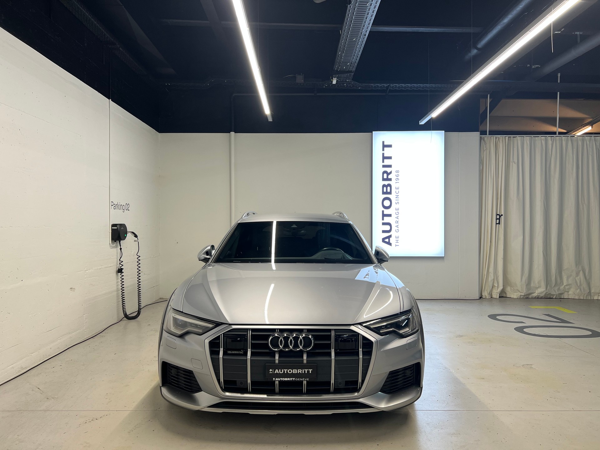 AUDI A6 Allroad 3.0 45 TDI quattro S-Tronic-image-8