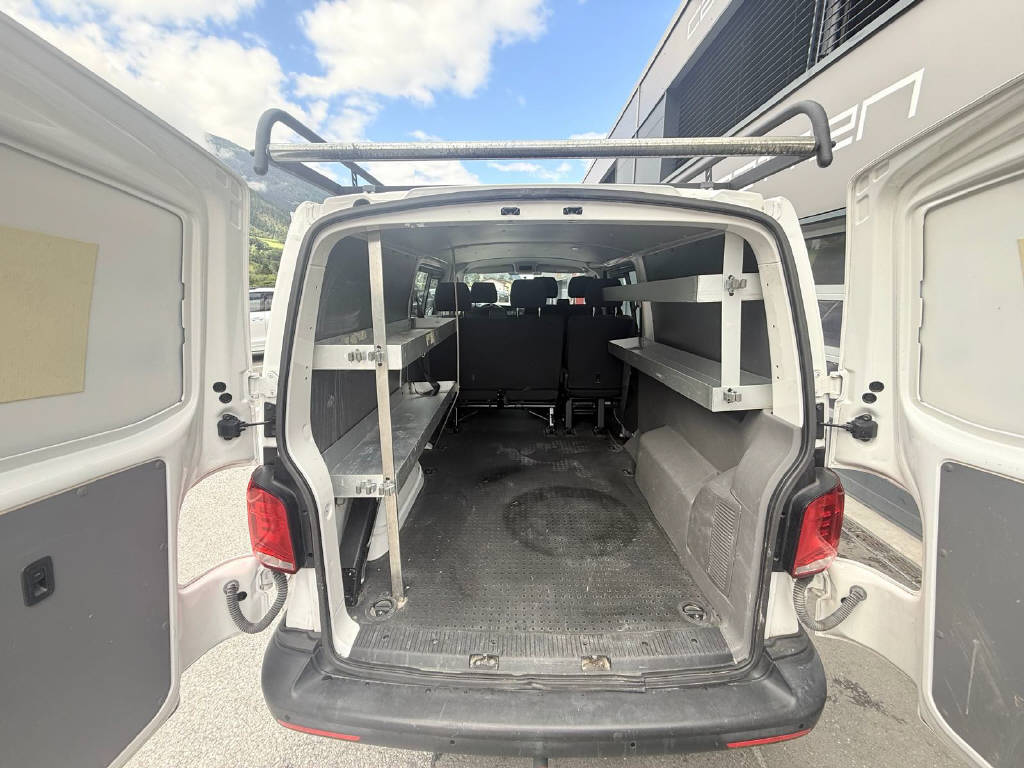 VW T6.1 combi 3400 2.0 TDI 110 6 Places CH-image-13