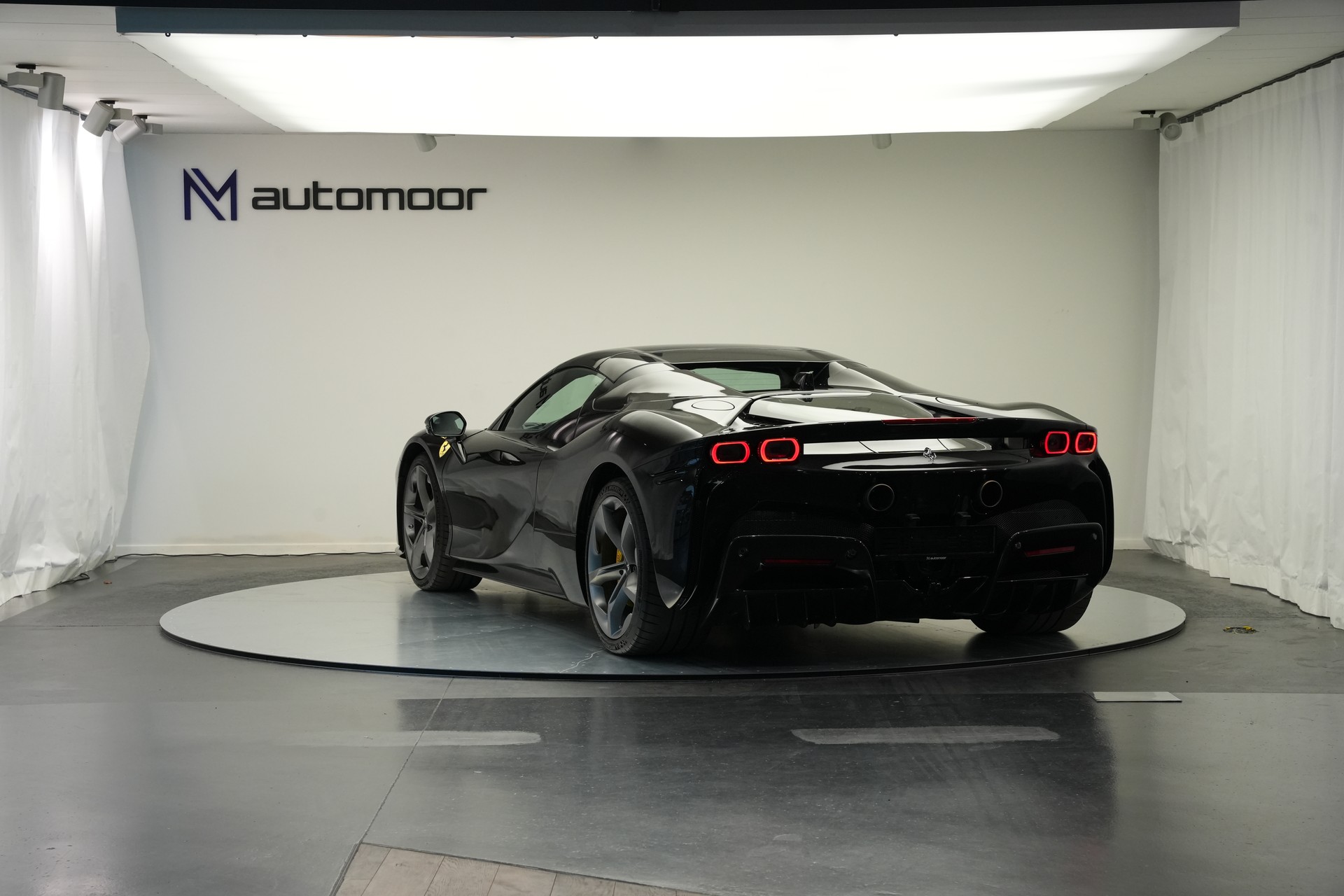 FERRARI SF90 Spider *Nero Daytona*-image-52