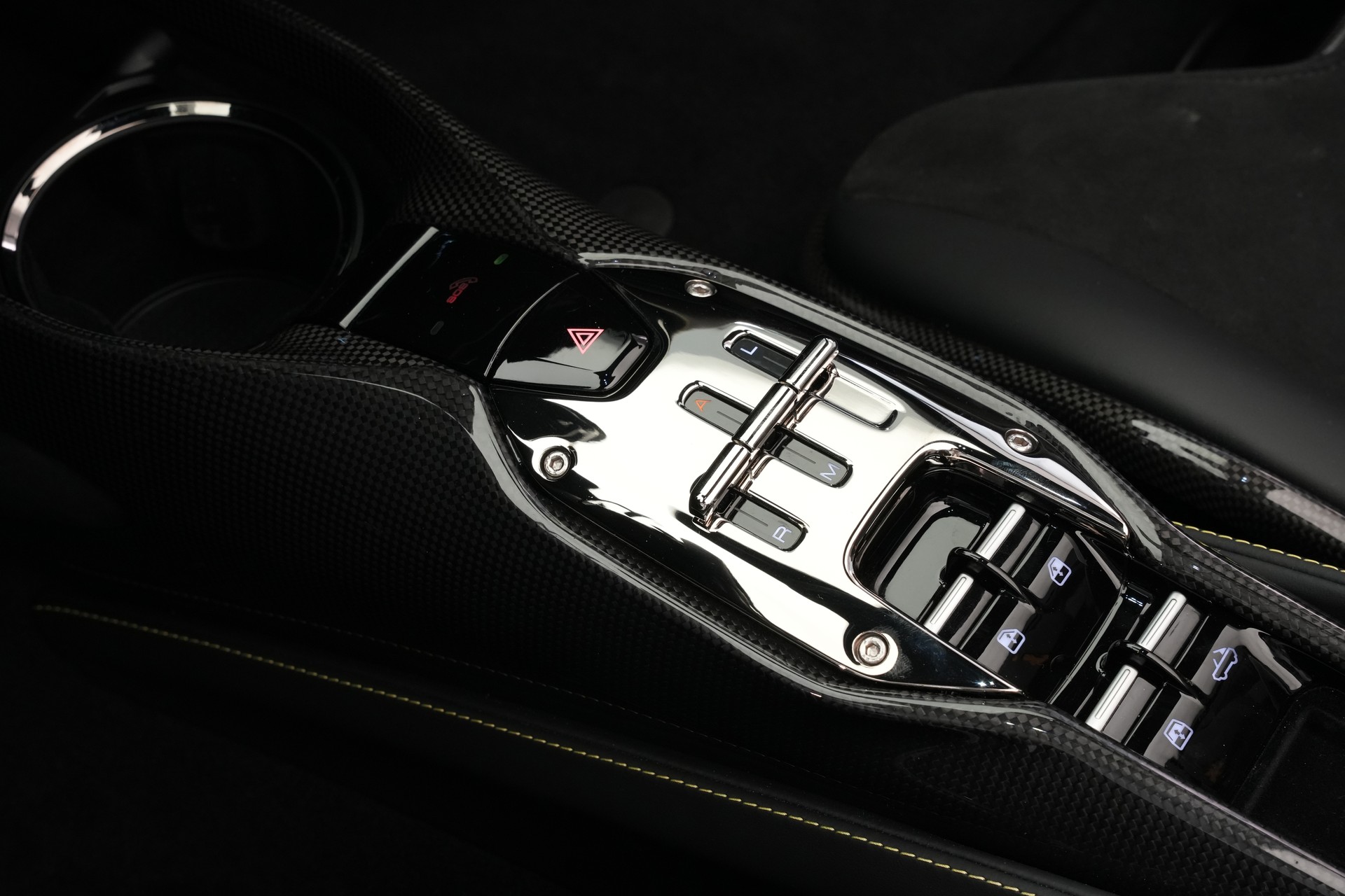 FERRARI SF90 Spider *Nero Daytona*-image-21