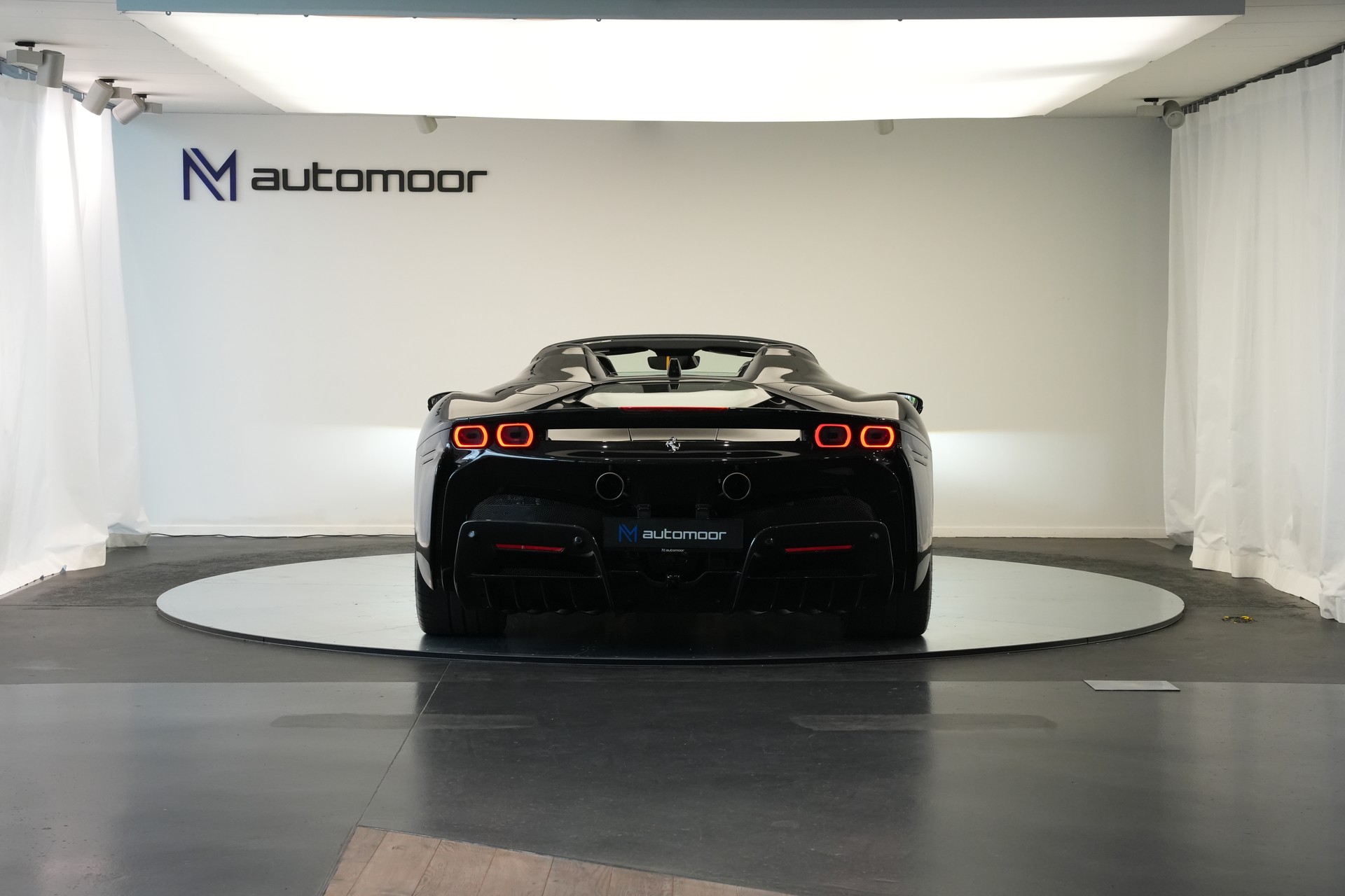 FERRARI SF90 Spider *Nero Daytona*-image-5