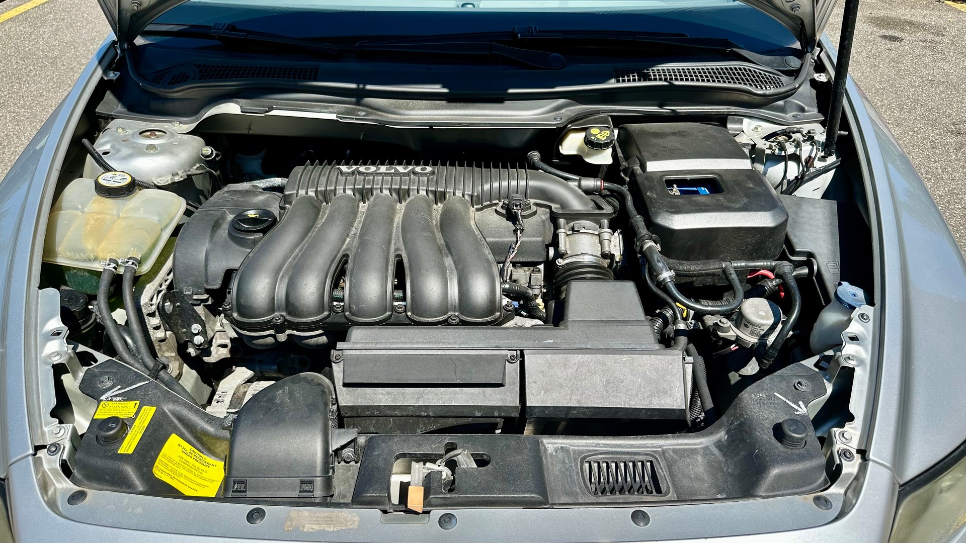 VOLVO 2.4 Momentum-image-8