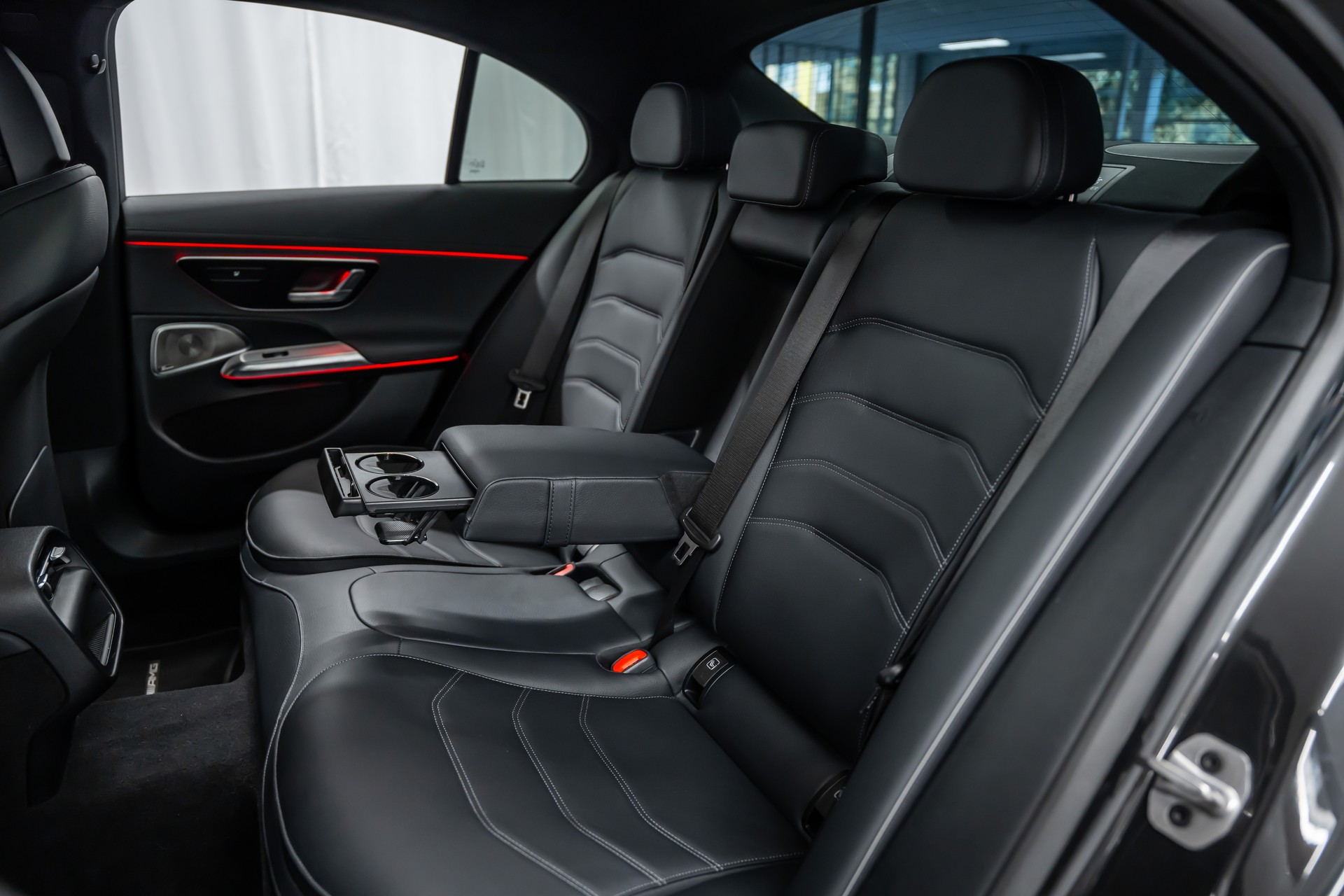 MERCEDES-BENZ E 450 d 4Matic 9G-Tronic AMG Line *Hyper-Screen*Iconic-Glow*Panorama*-image-15