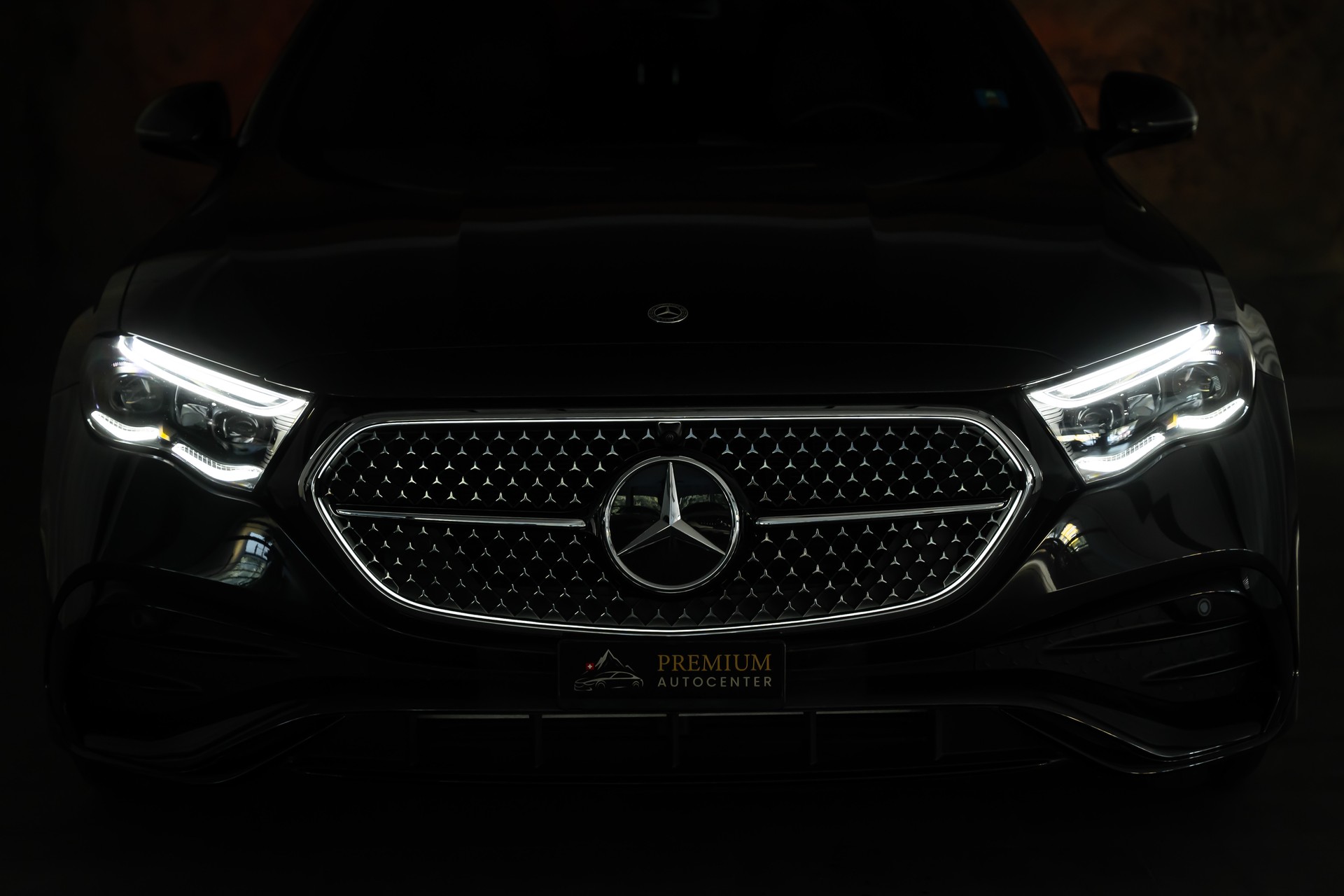 MERCEDES-BENZ E 450 d 4Matic 9G-Tronic AMG Line *Hyper-Screen*Iconic-Glow*Panorama*-showroom-element-3