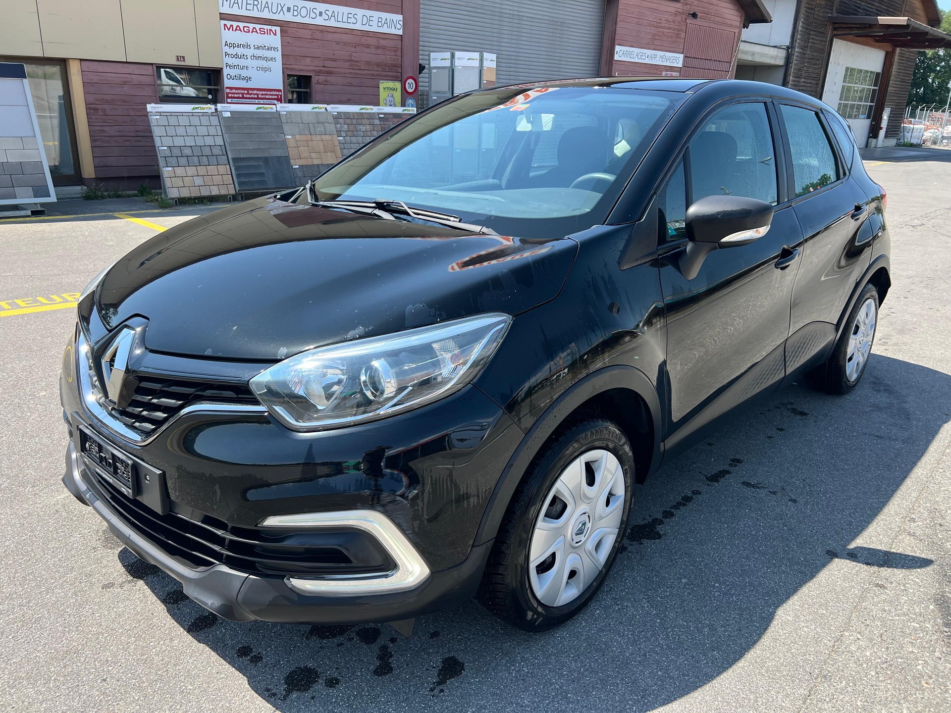 RENAULT Captur 0.9 12V Business Line