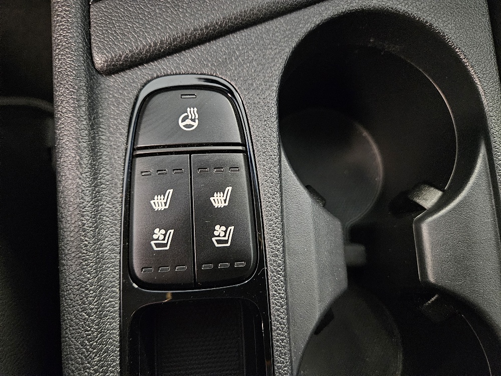 KIA Niro 1.6GDi Hybrid Style DCT-image-11