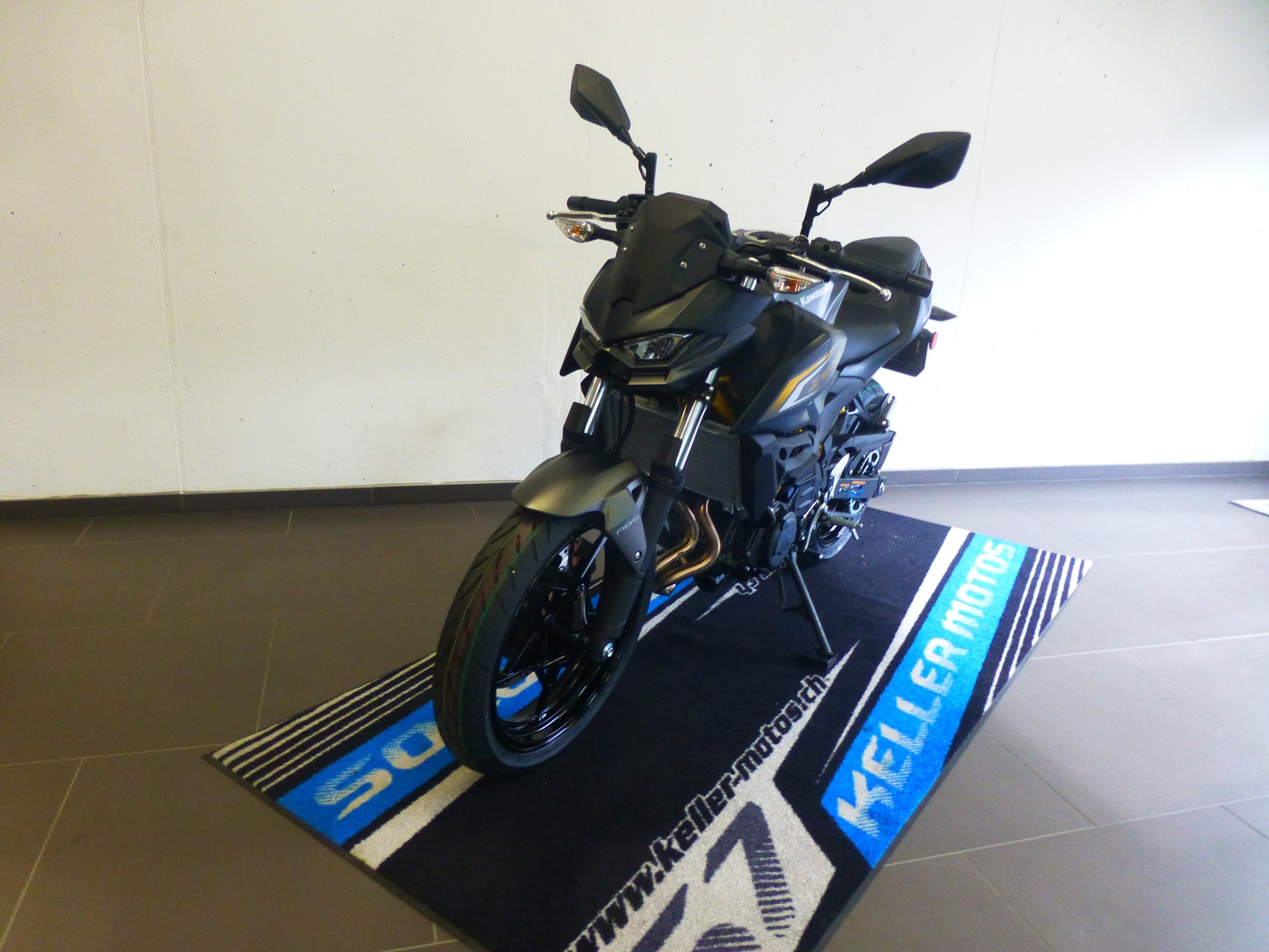 KAWASAKI Z 500-image-13
