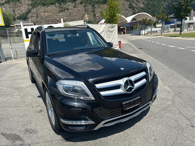 MERCEDES-BENZ GLK 220 BlueTEC 4Matic 7G-Tronic-image-12