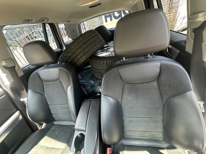 MERCEDES-BENZ GLK 220 BlueTEC 4Matic 7G-Tronic-image-8