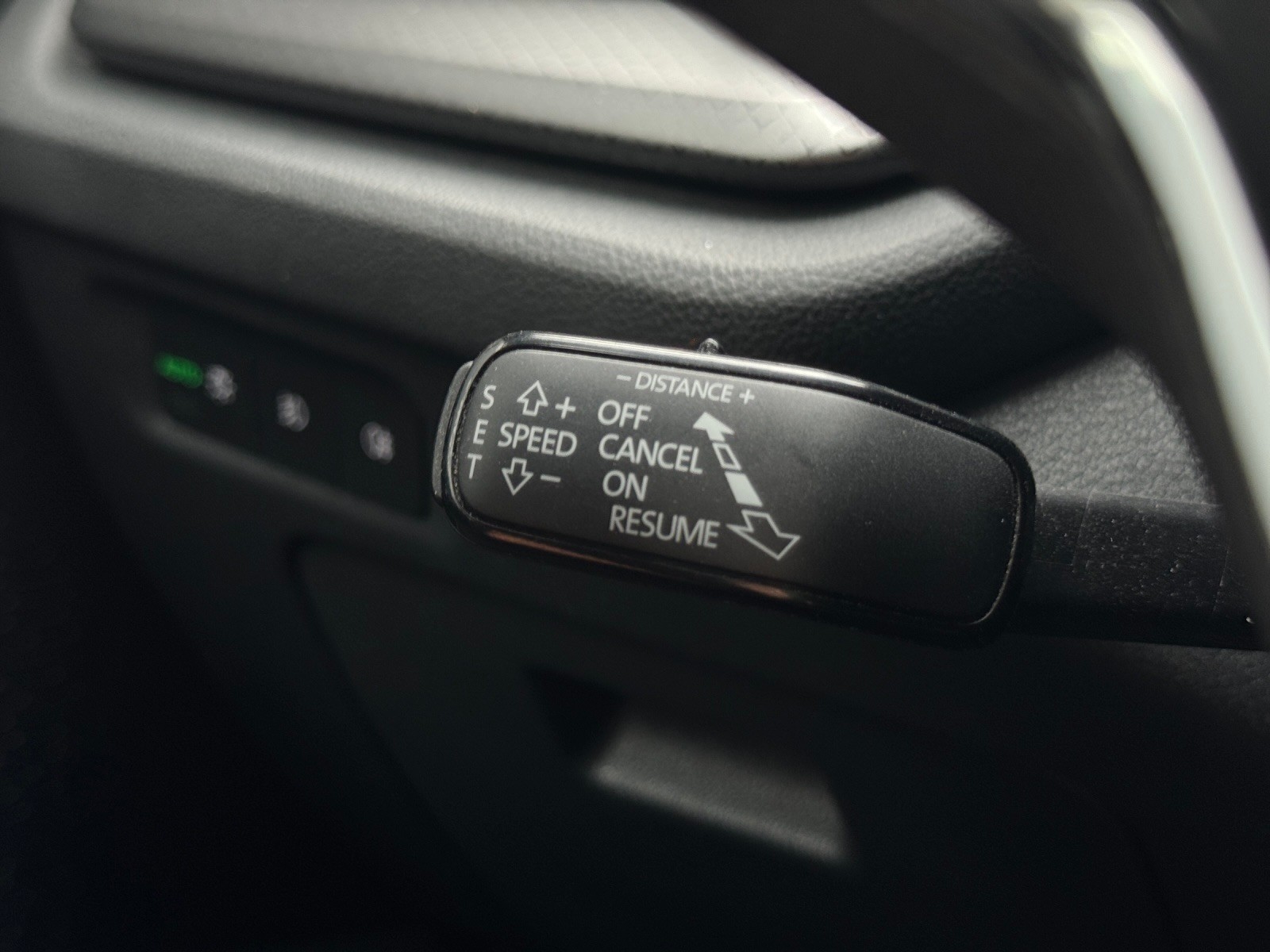 SKODA Octavia Combi 2.0 TDI DSG Ambition 4x4-image-21