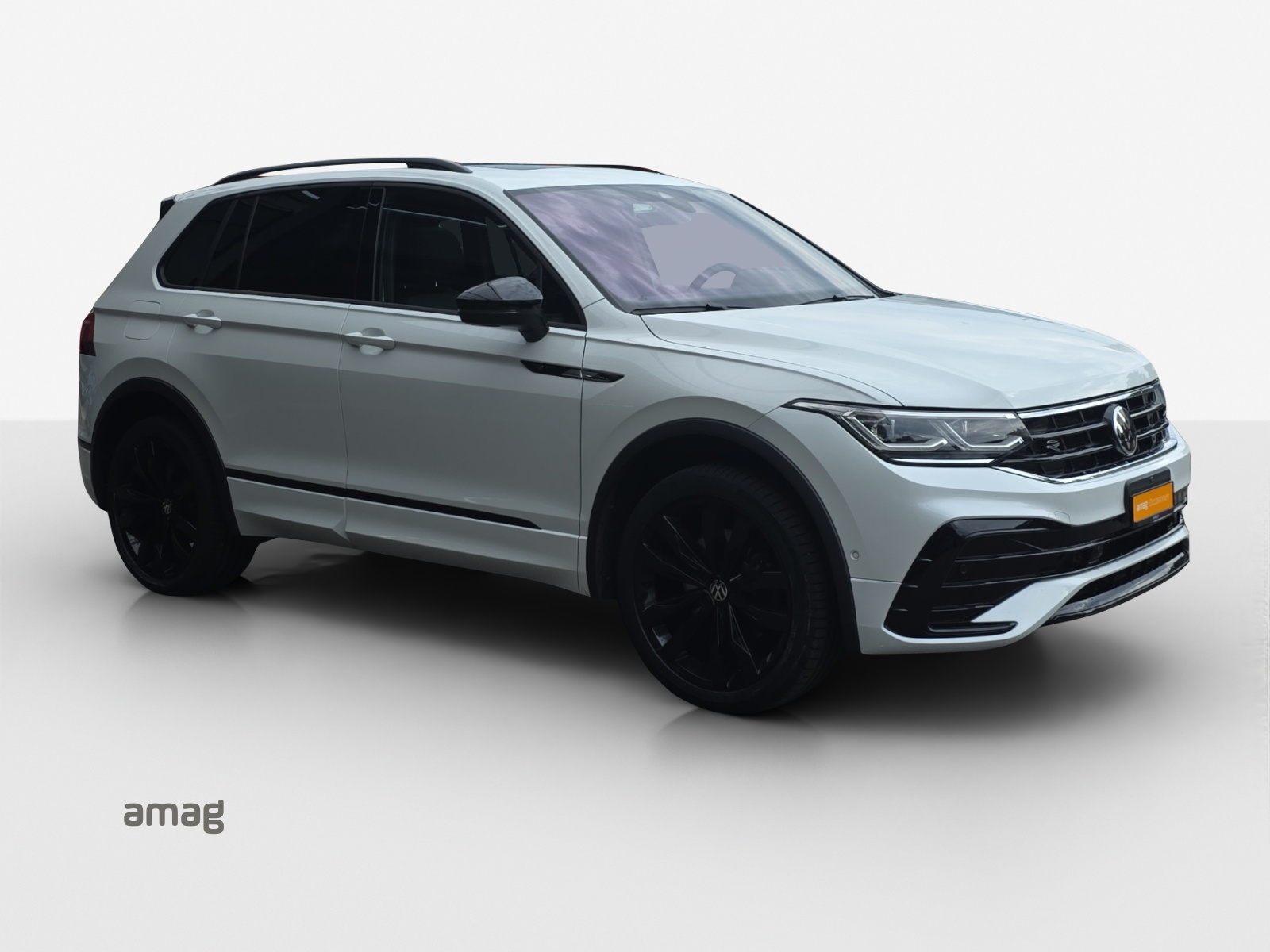 VW Tiguan 2.0TSI R-Line 4Motion DSG-image-5