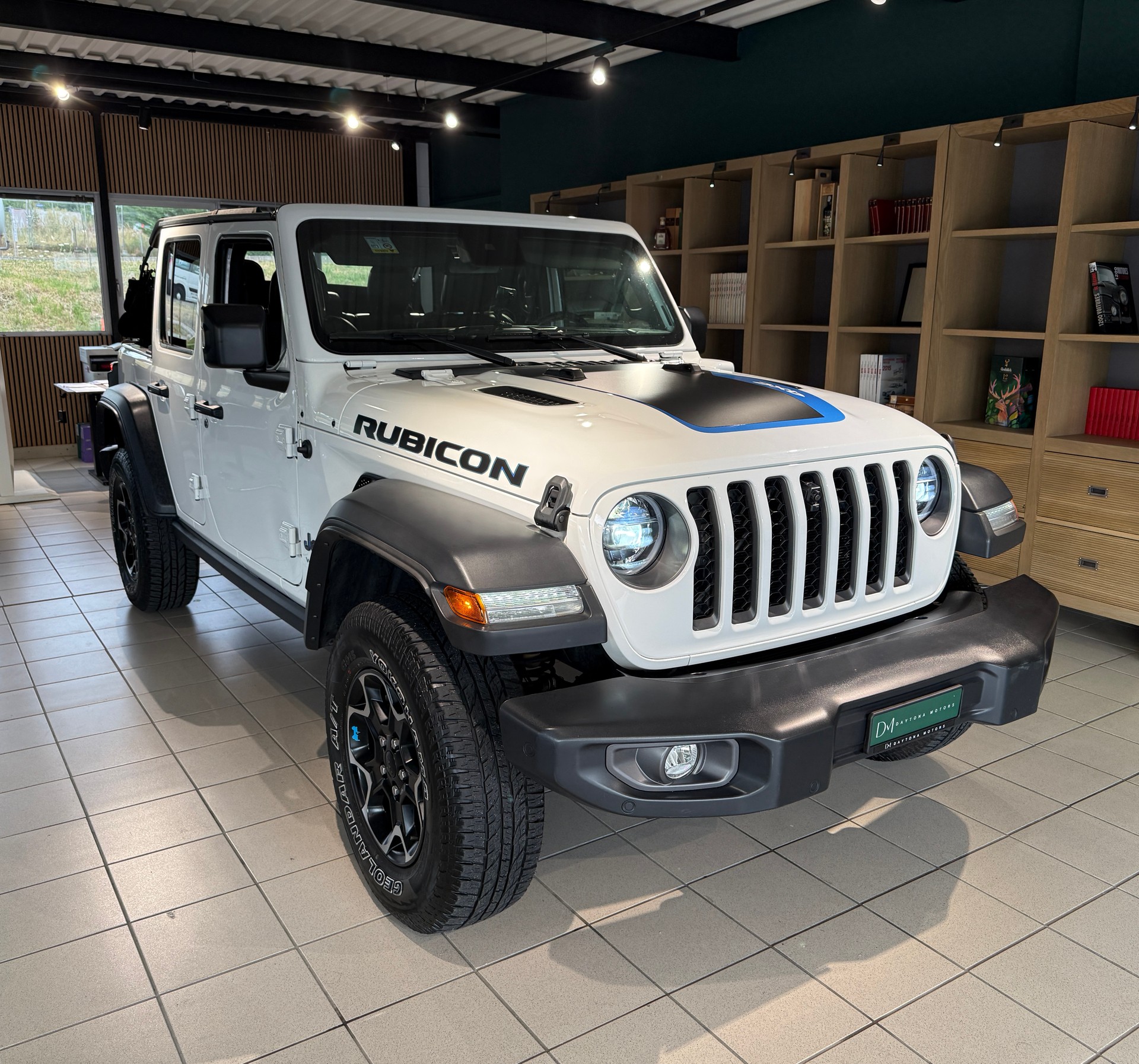 JEEP Wrangler 2.0 PHEV Unlimited Rubicon Automatic Soft Top-showroom-element-3