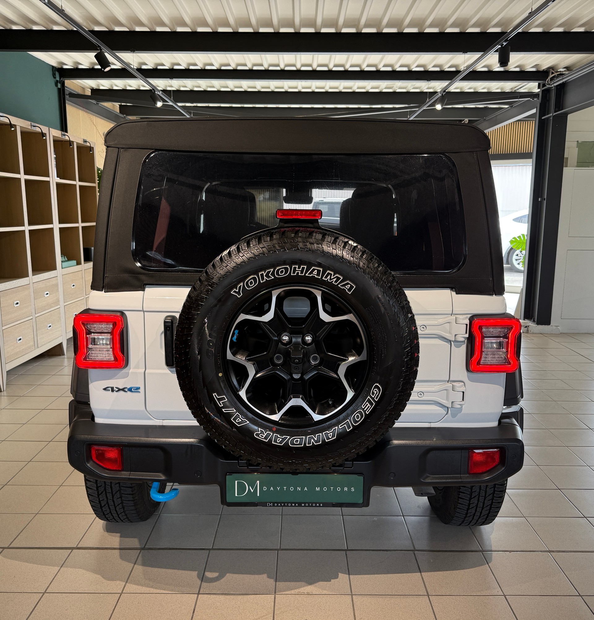 JEEP Wrangler 2.0 PHEV Unlimited Rubicon Automatic Soft Top-image-7