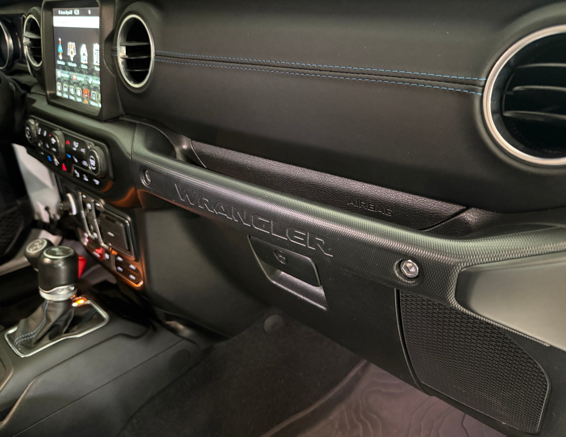 JEEP Wrangler 2.0 PHEV Unlimited Rubicon Automatic Soft Top-image-22