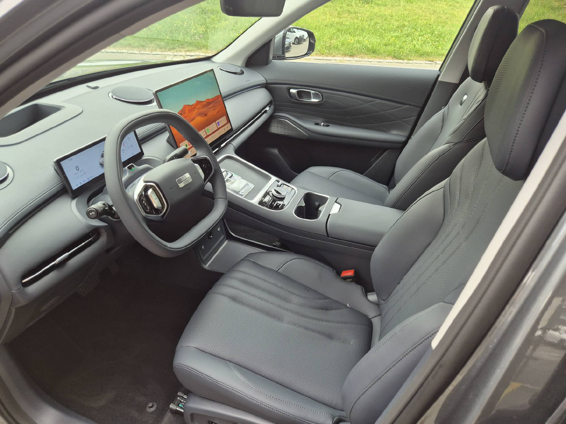 GEELY Starray EM-i Max+ PHEV-image-8