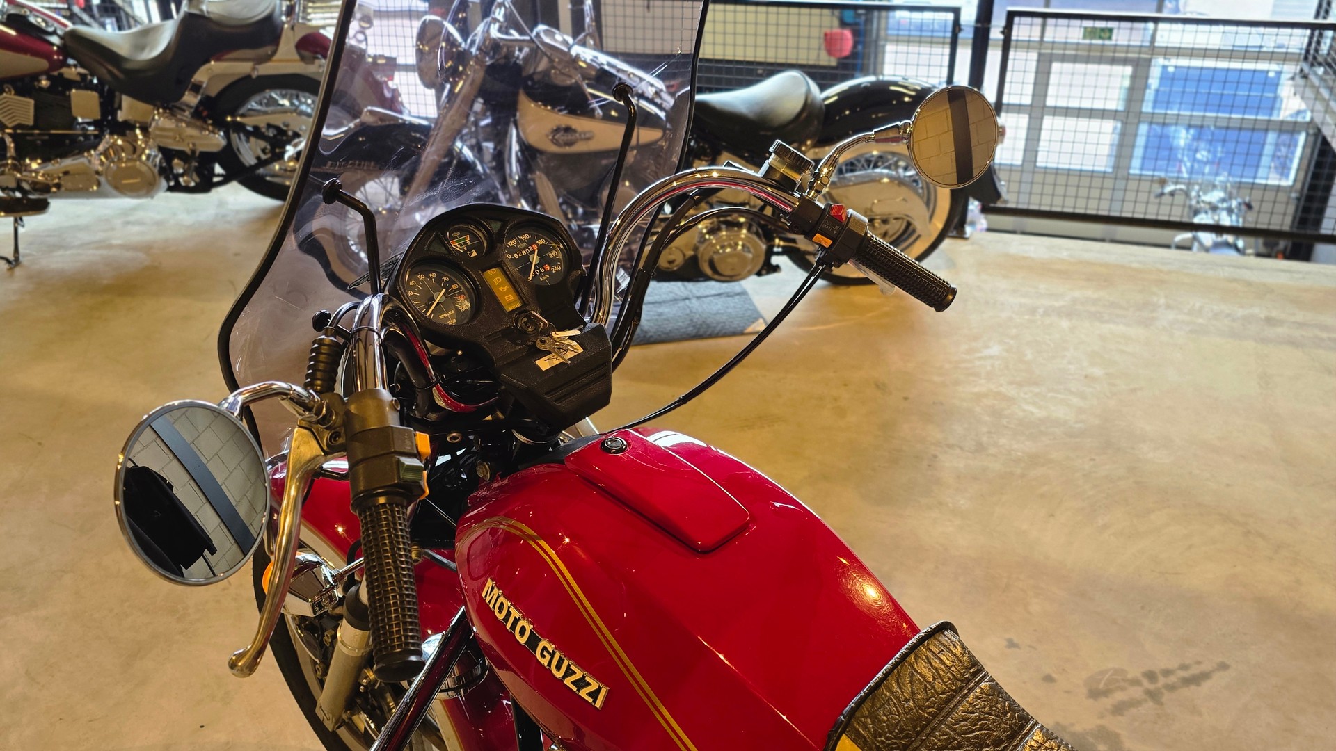 MOTO GUZZI California II-image-7