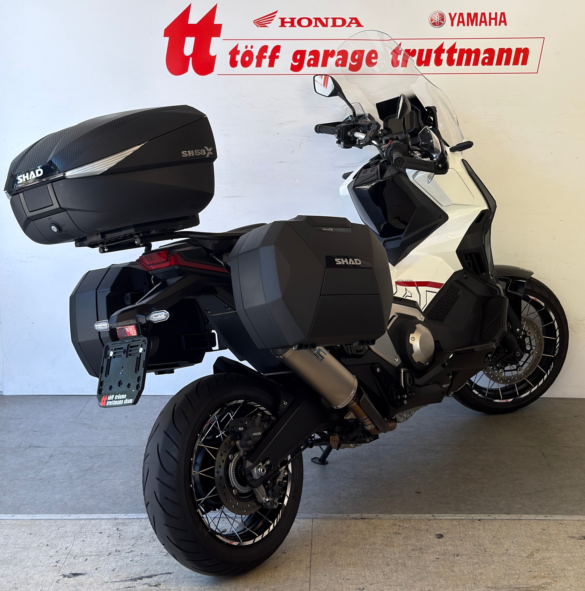 HONDA X-ADV 750-image-7