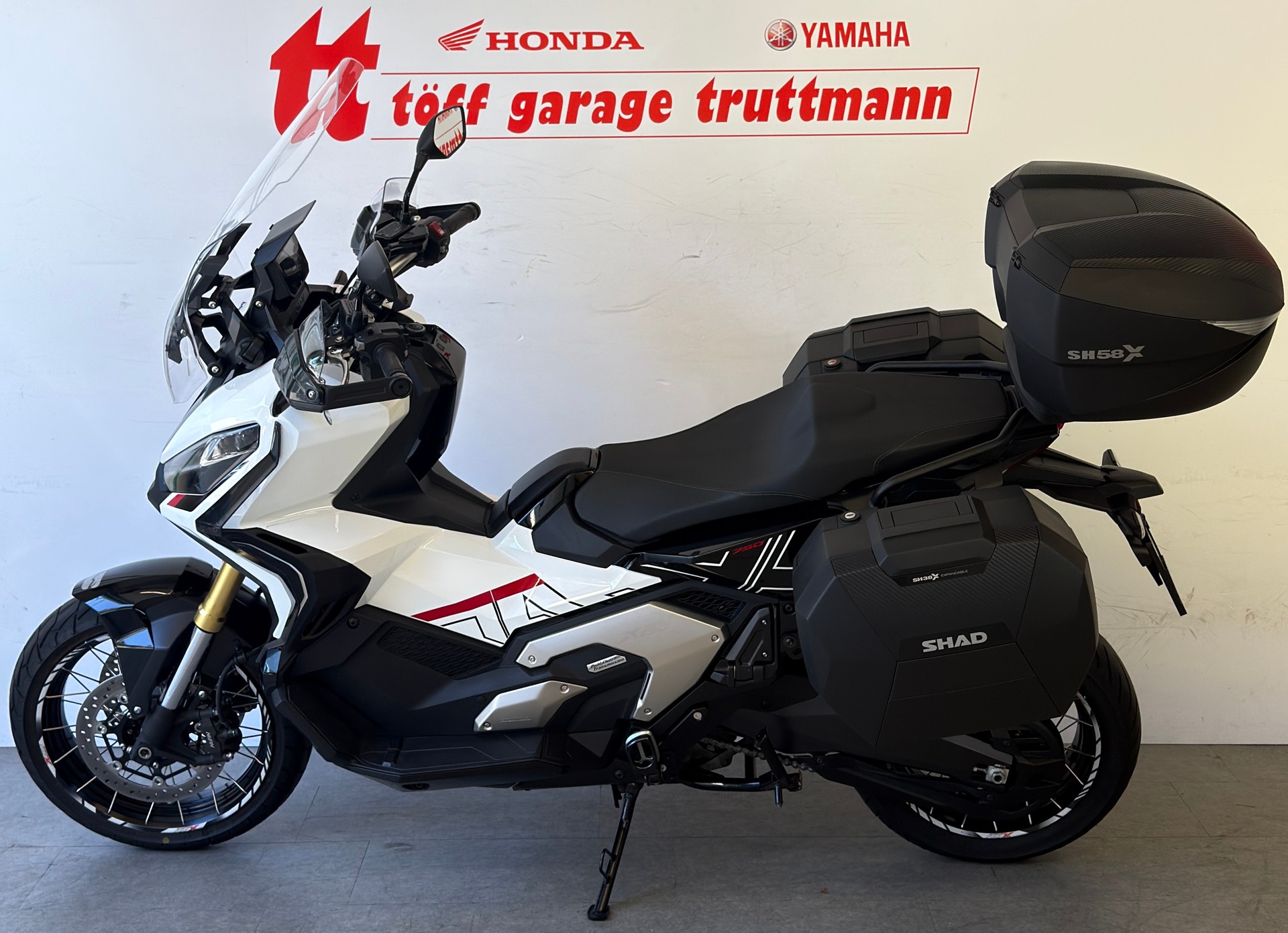 HONDA X-ADV 750-image-5
