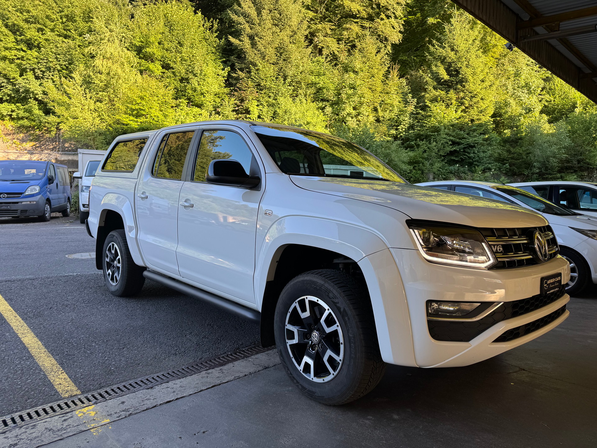 VW Amarok 3.0TDI Highline 4Motion Automatic-showroom-element-2