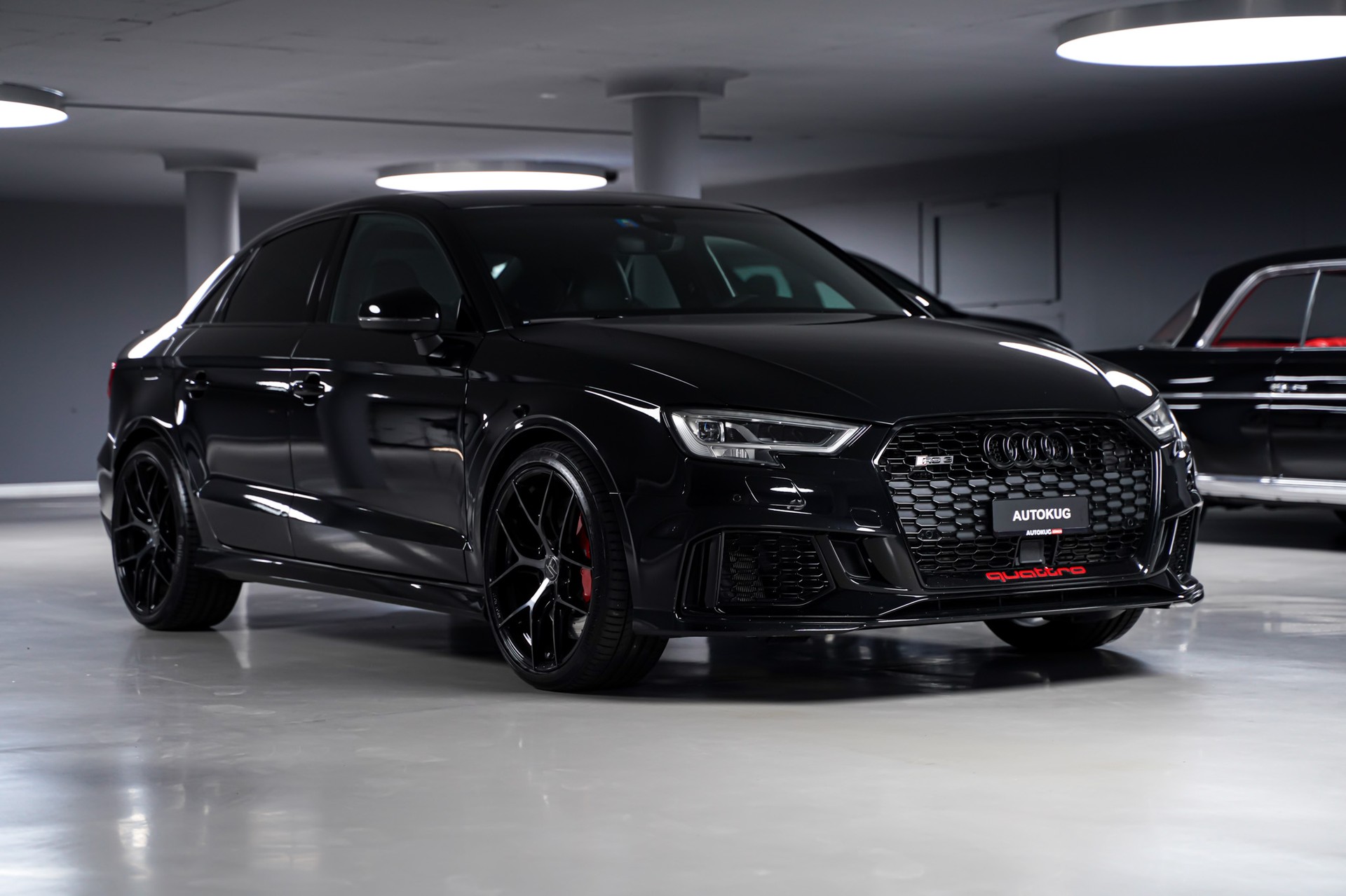 AUDI RS3 Limousine 2.5 TSI quattro S-tronic-showroom-element-2