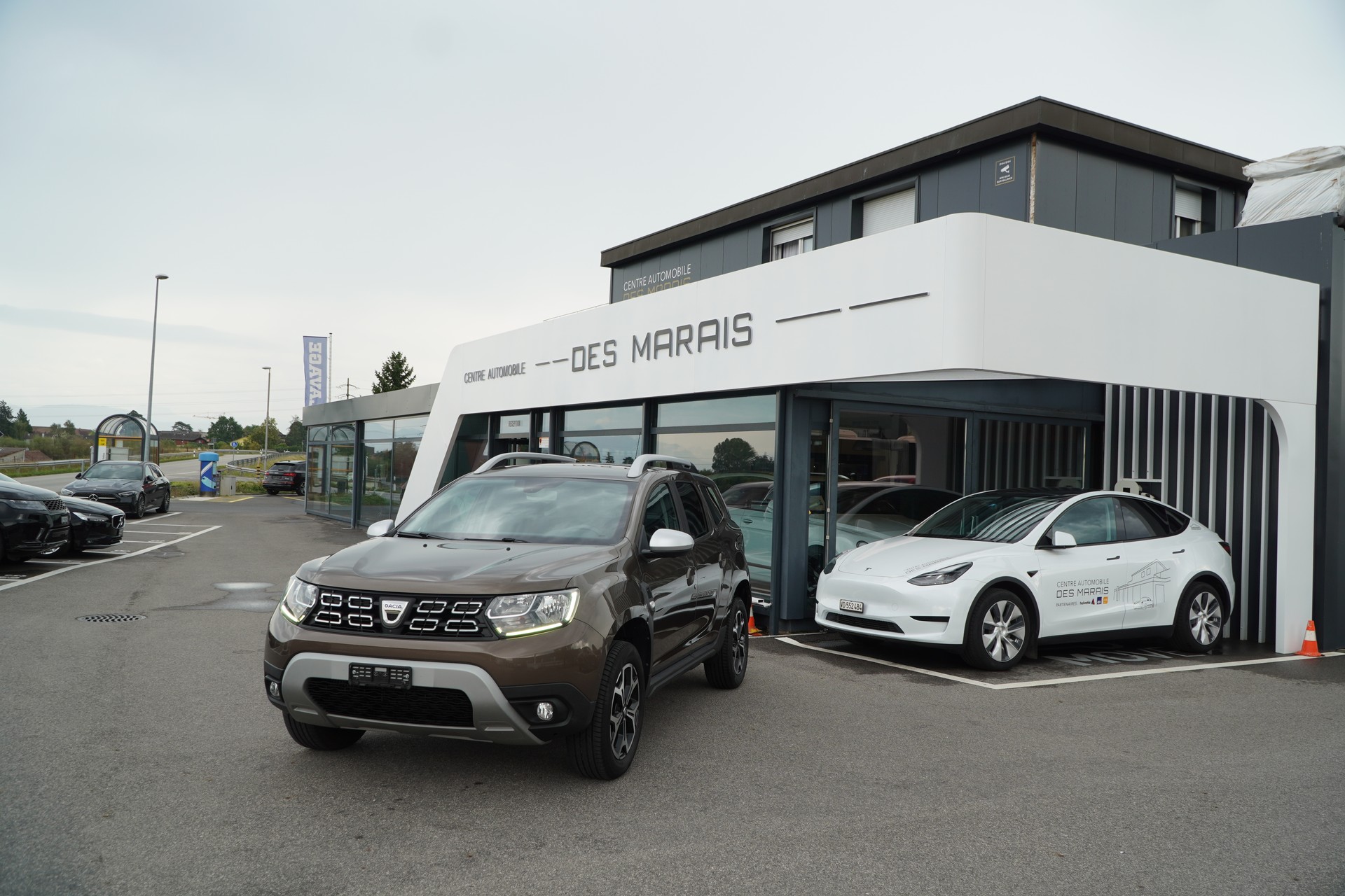 DACIA Duster TCe 125 Prestige 4x4-showroom-element-3