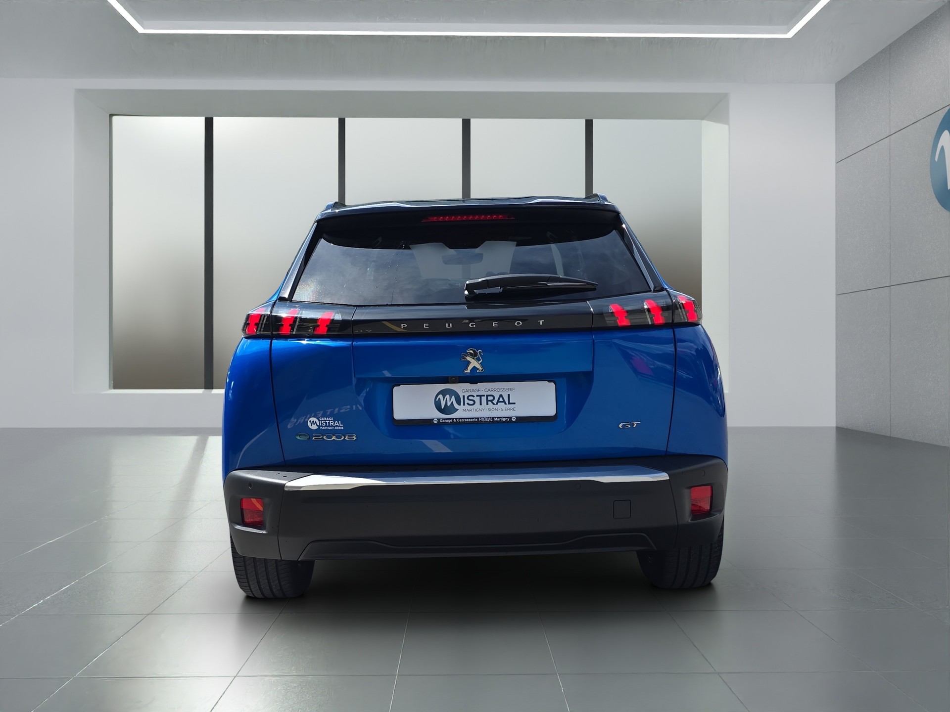 PEUGEOT 2008 e-GT-showroom-element-3
