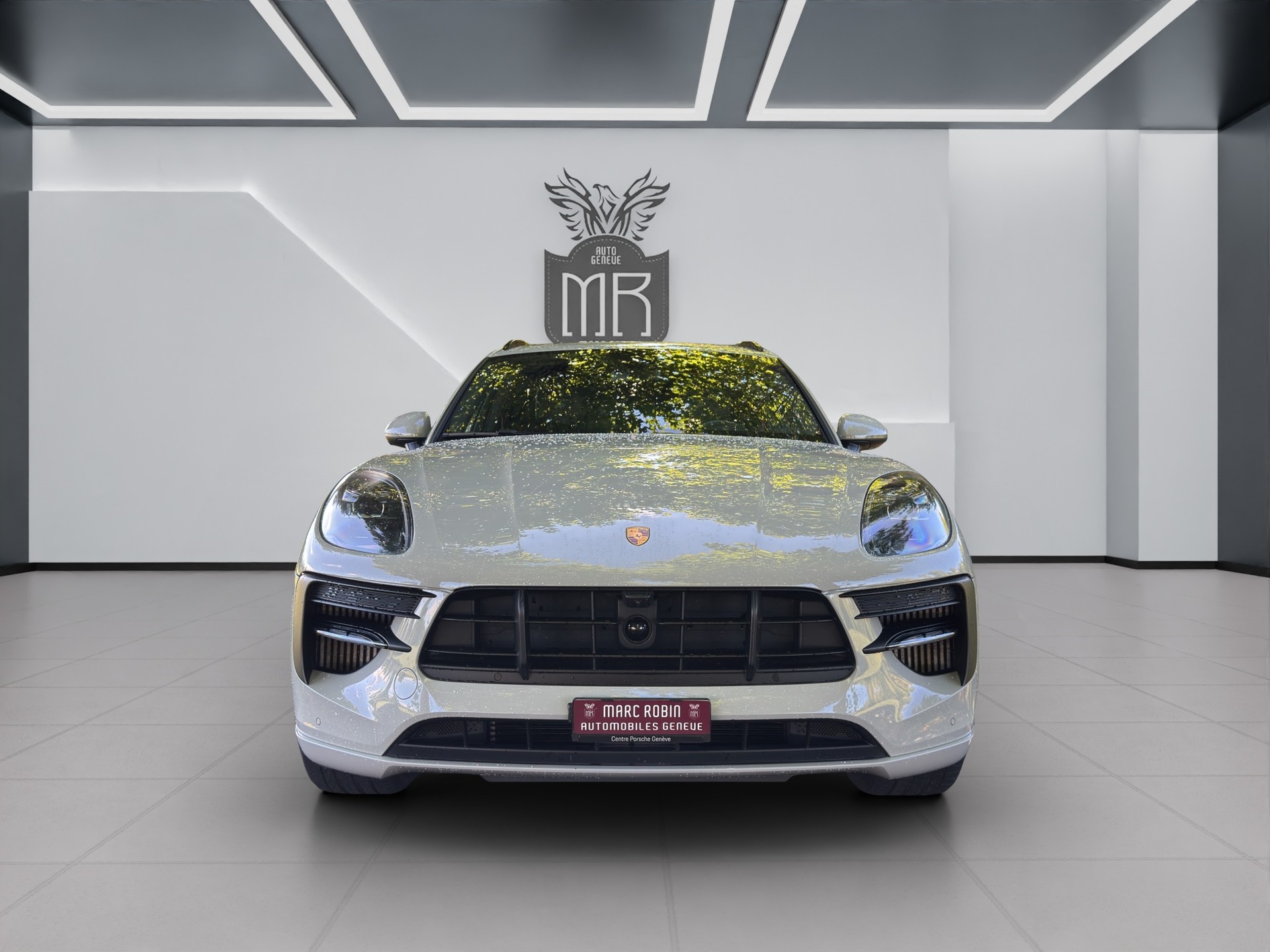 PORSCHE Macan GTS PDK-showroom-element-1