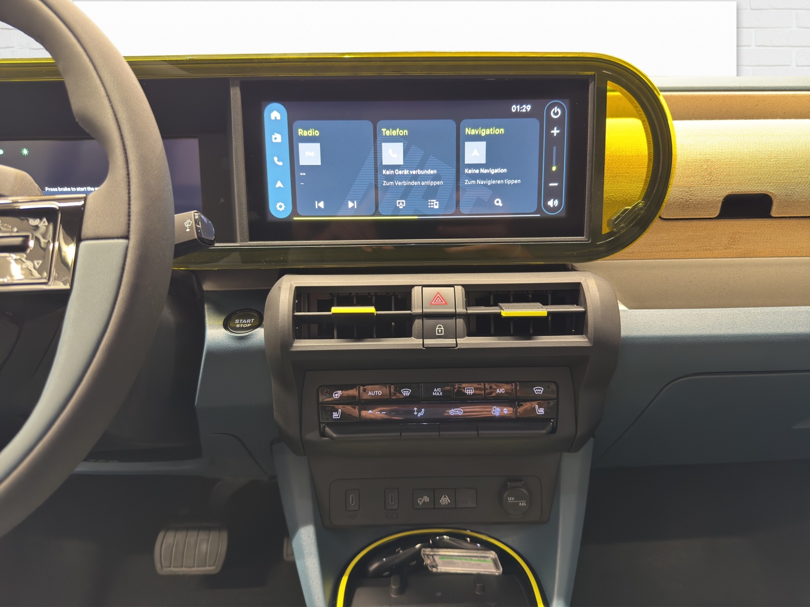 FIAT Grande Panda 1.2 Hybrid La Prima-image-8