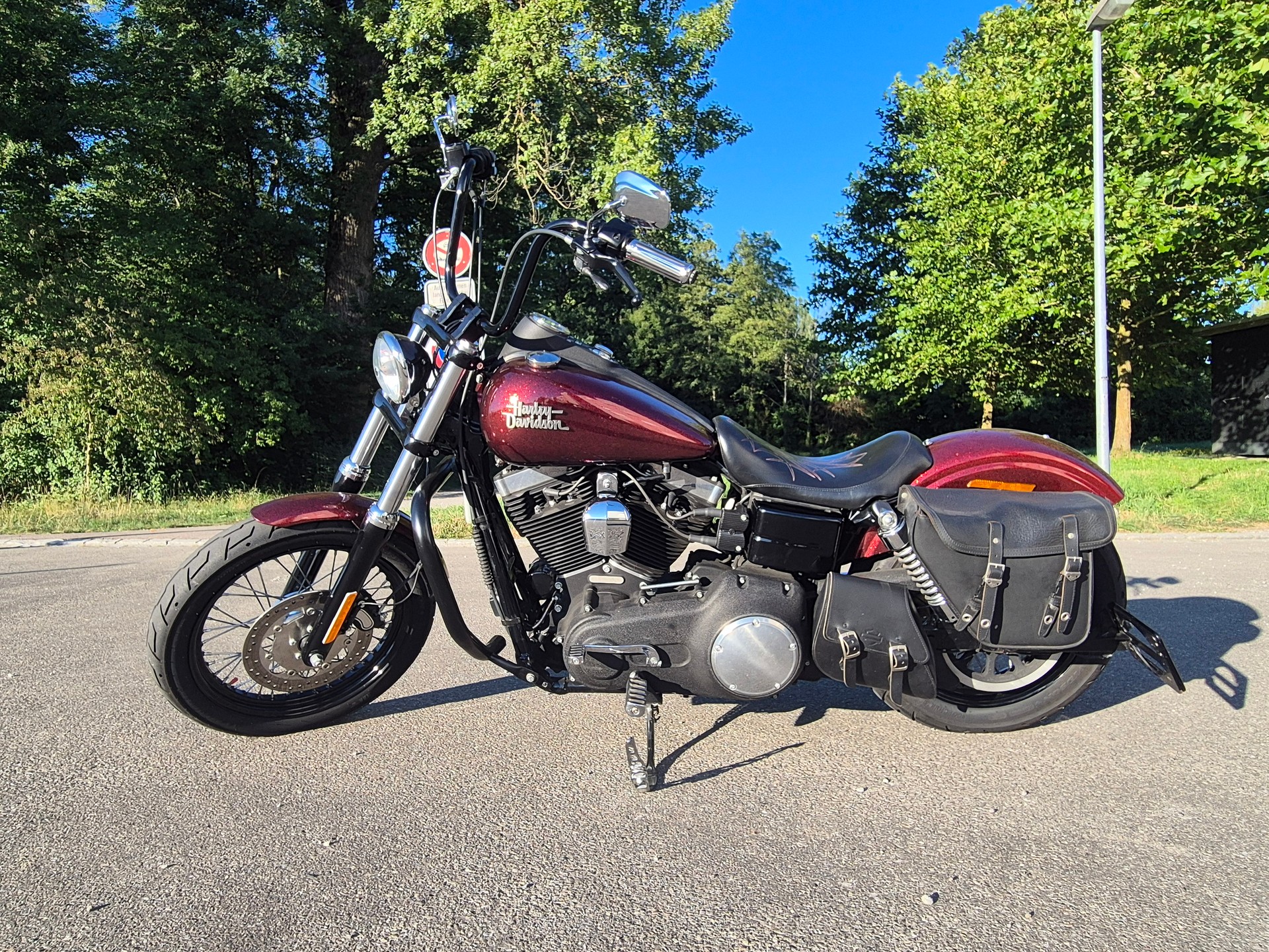 HARLEY-DAVIDSON Street Bob-image-3