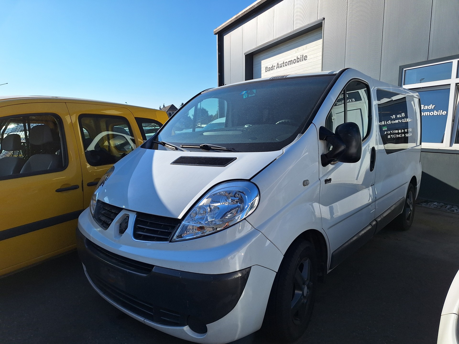 RENAULT Trafic 2.0 dCi 115 2.7t L1H1 Authentique-showroom-element-1